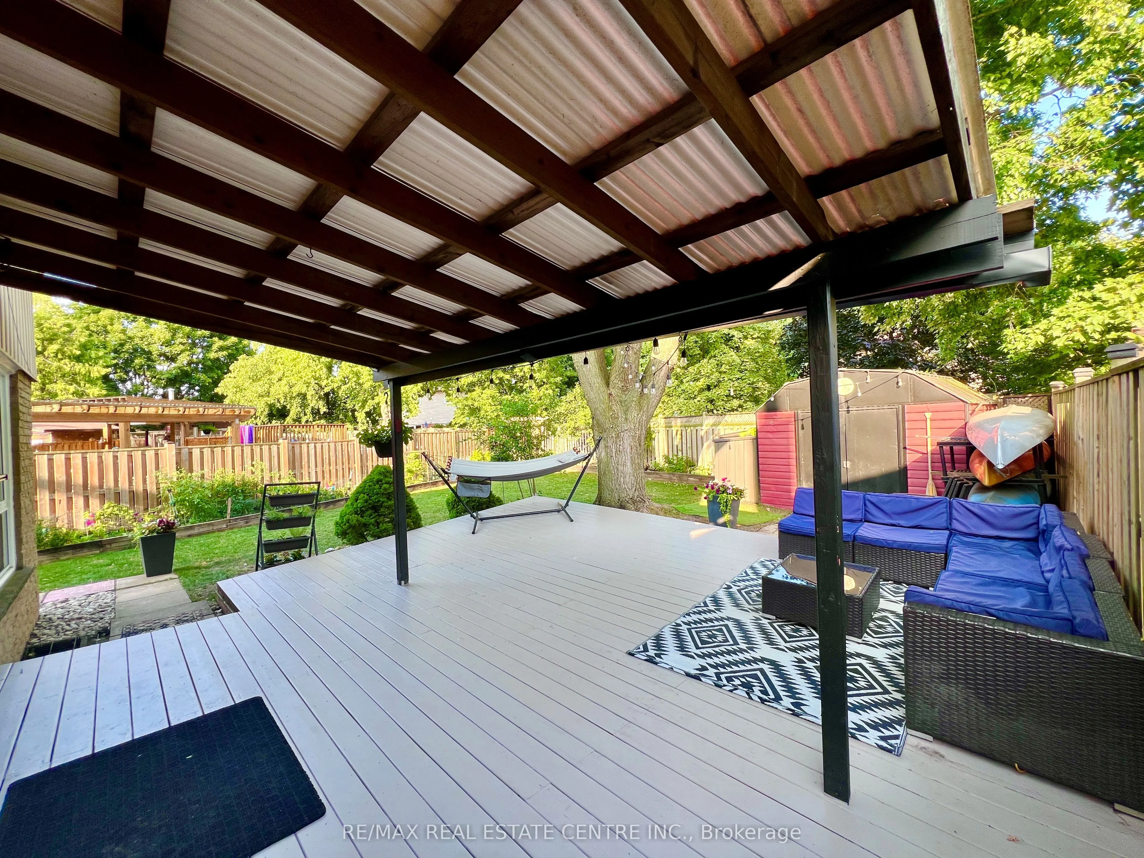3017 Glace Bay Road