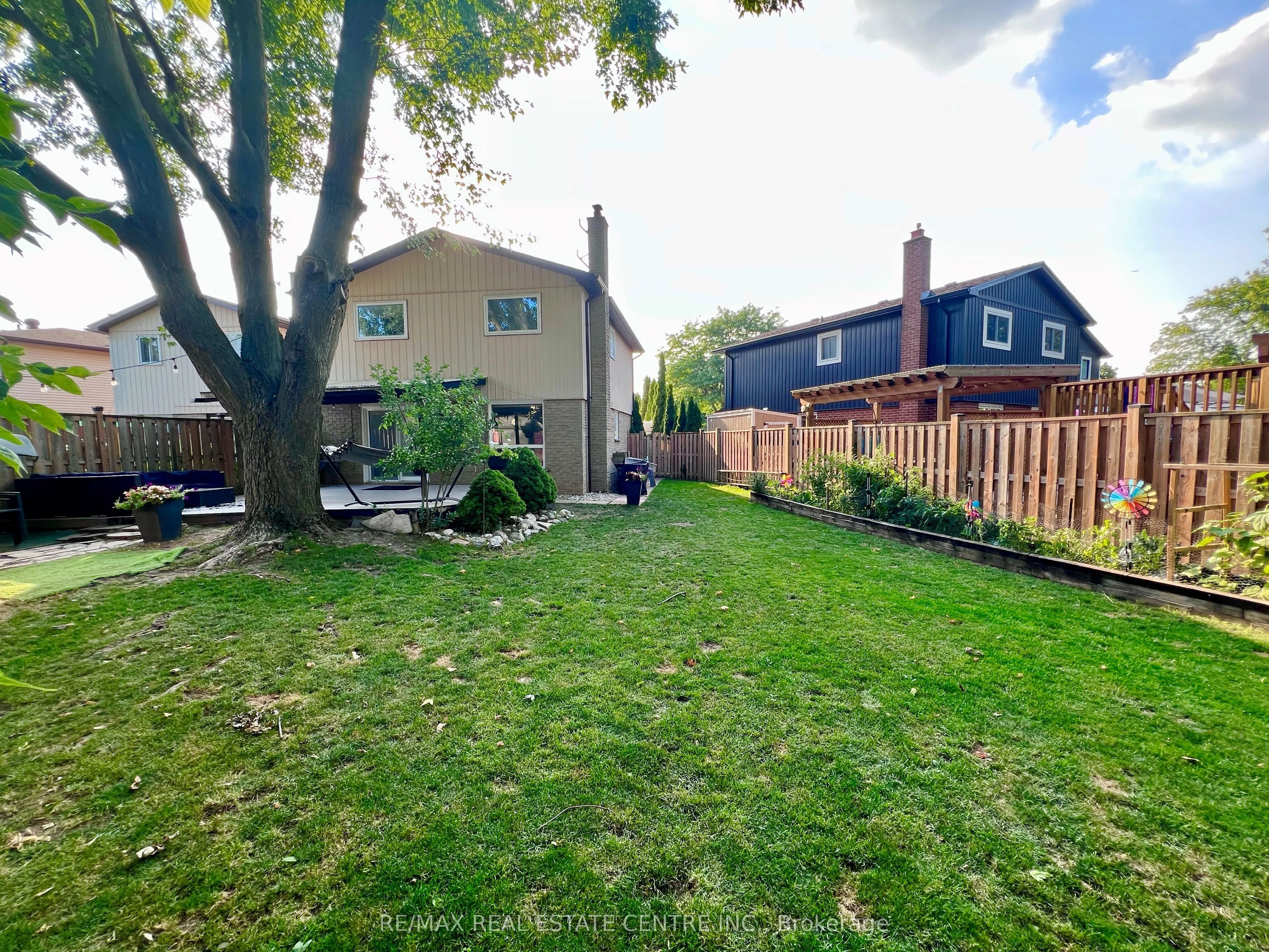 3017 Glace Bay Road
