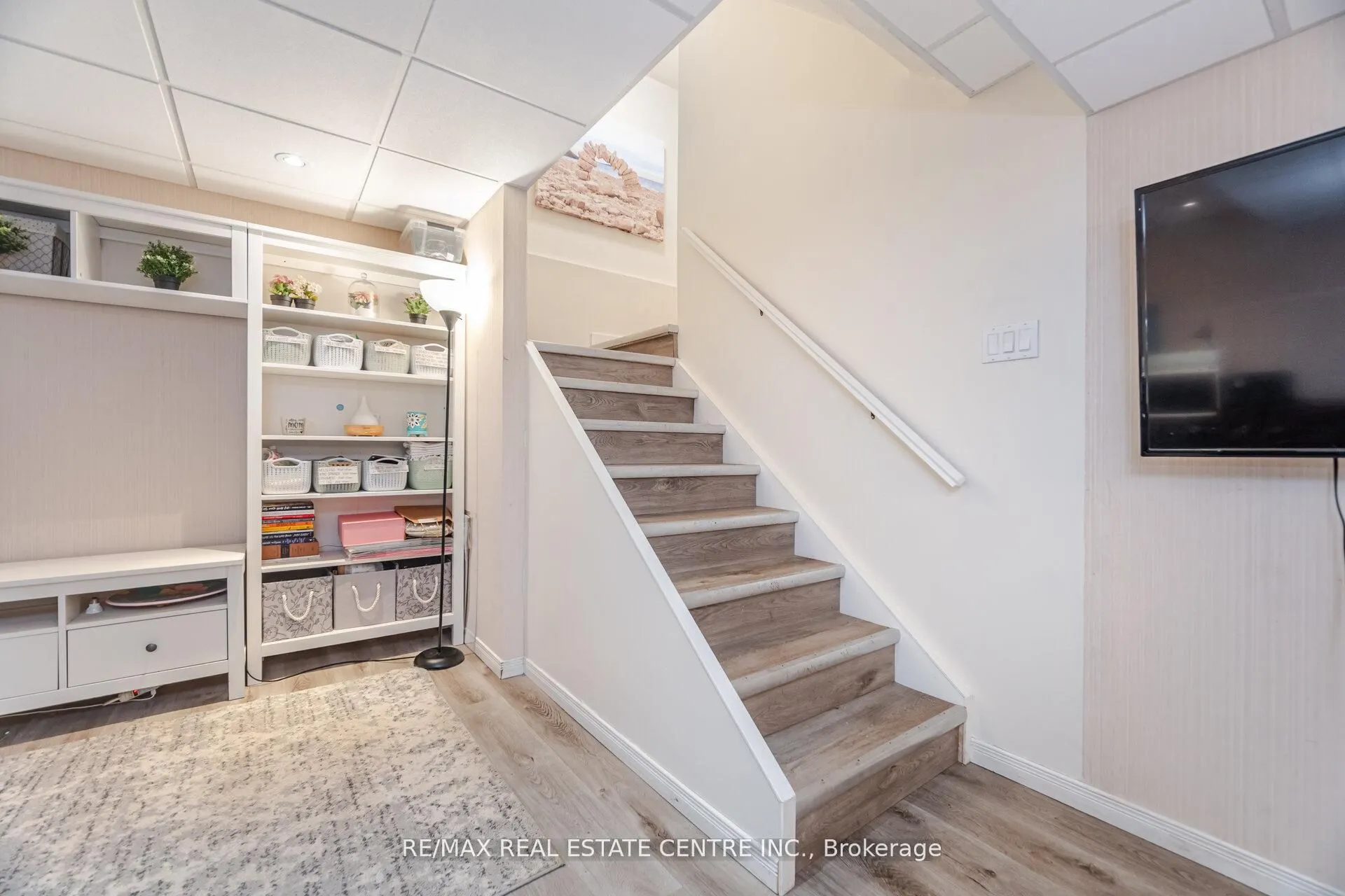 3017 Glace Bay Road