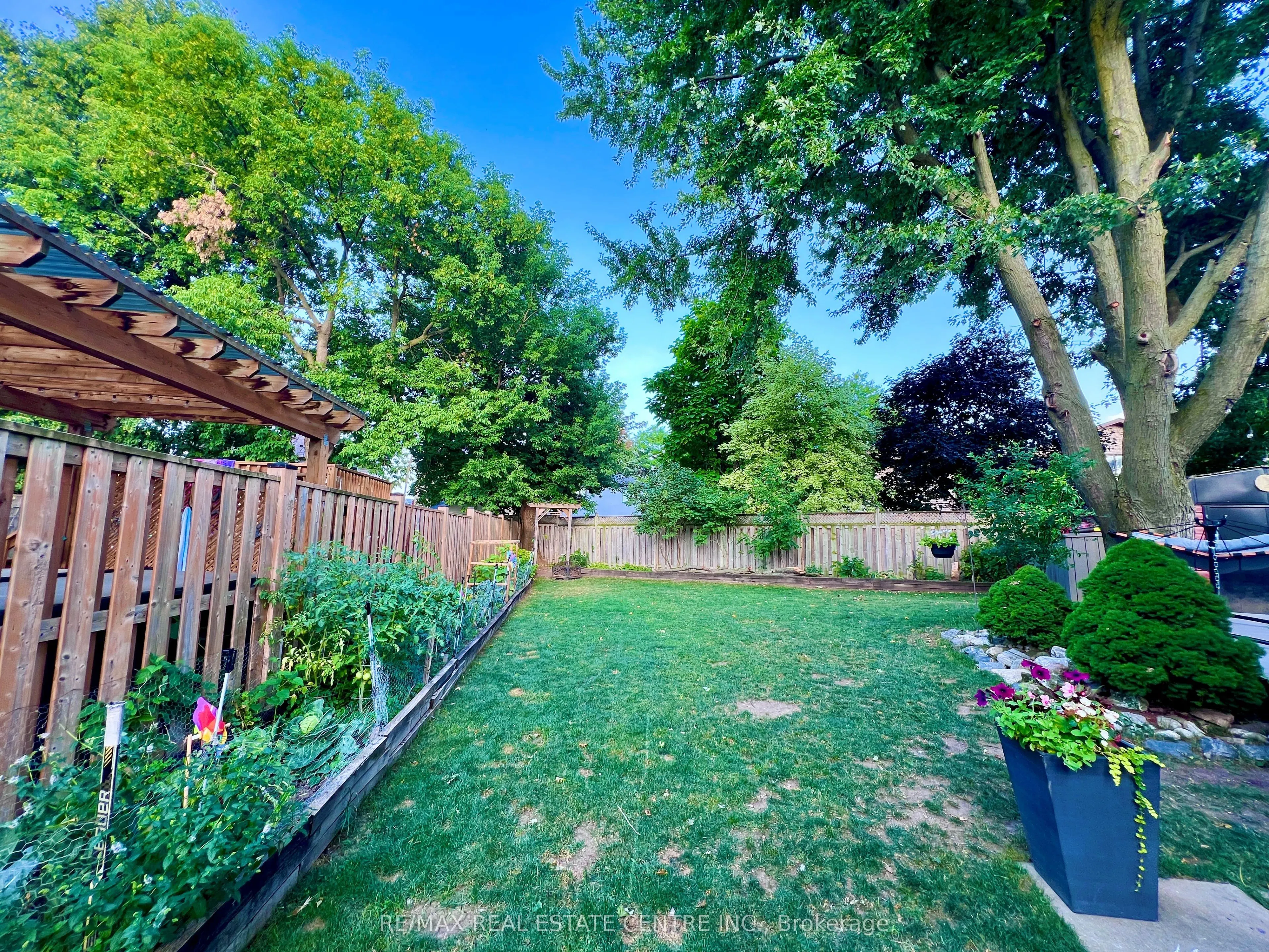 3017 Glace Bay Road