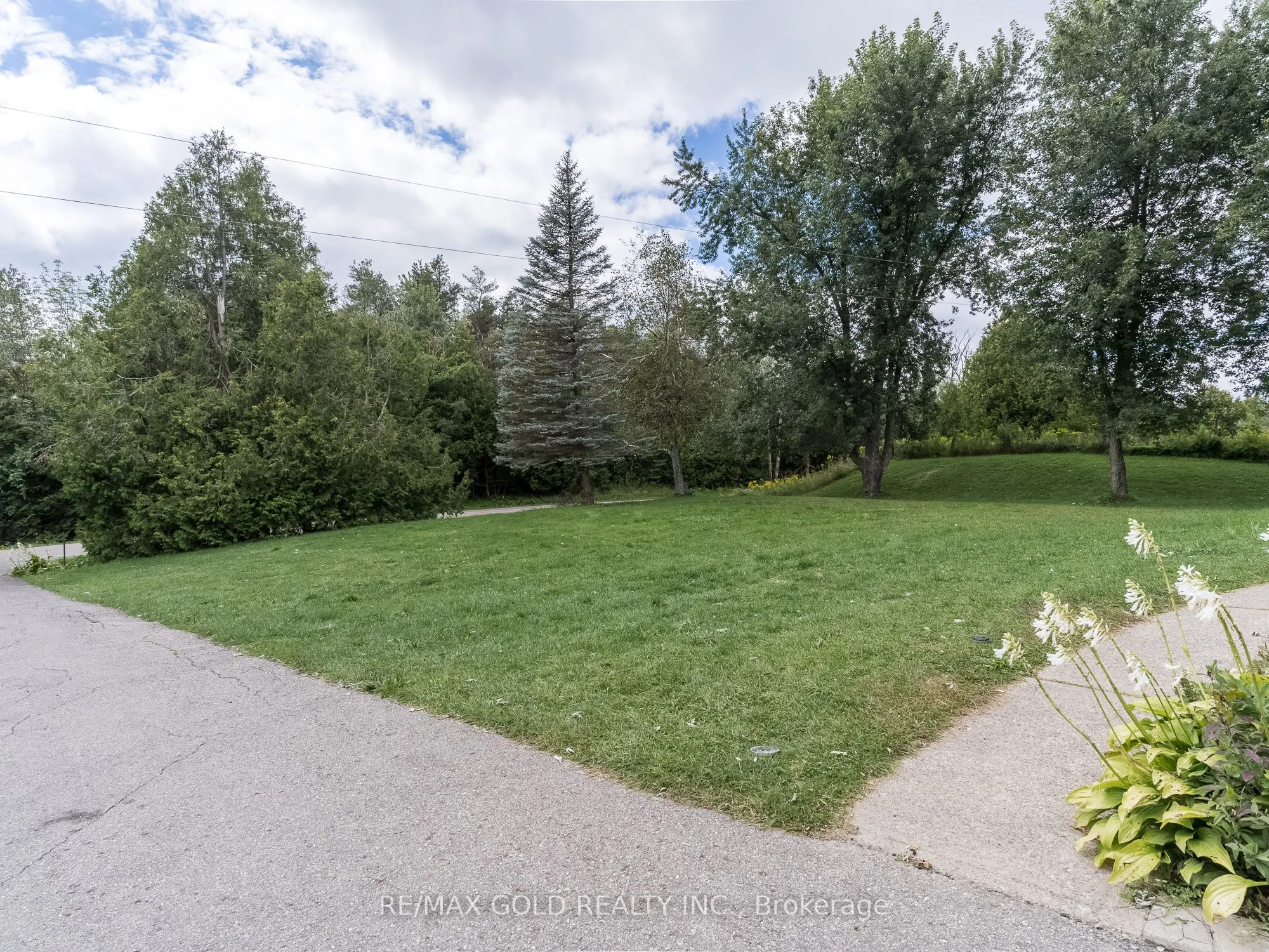 19139 Heart Lake Road