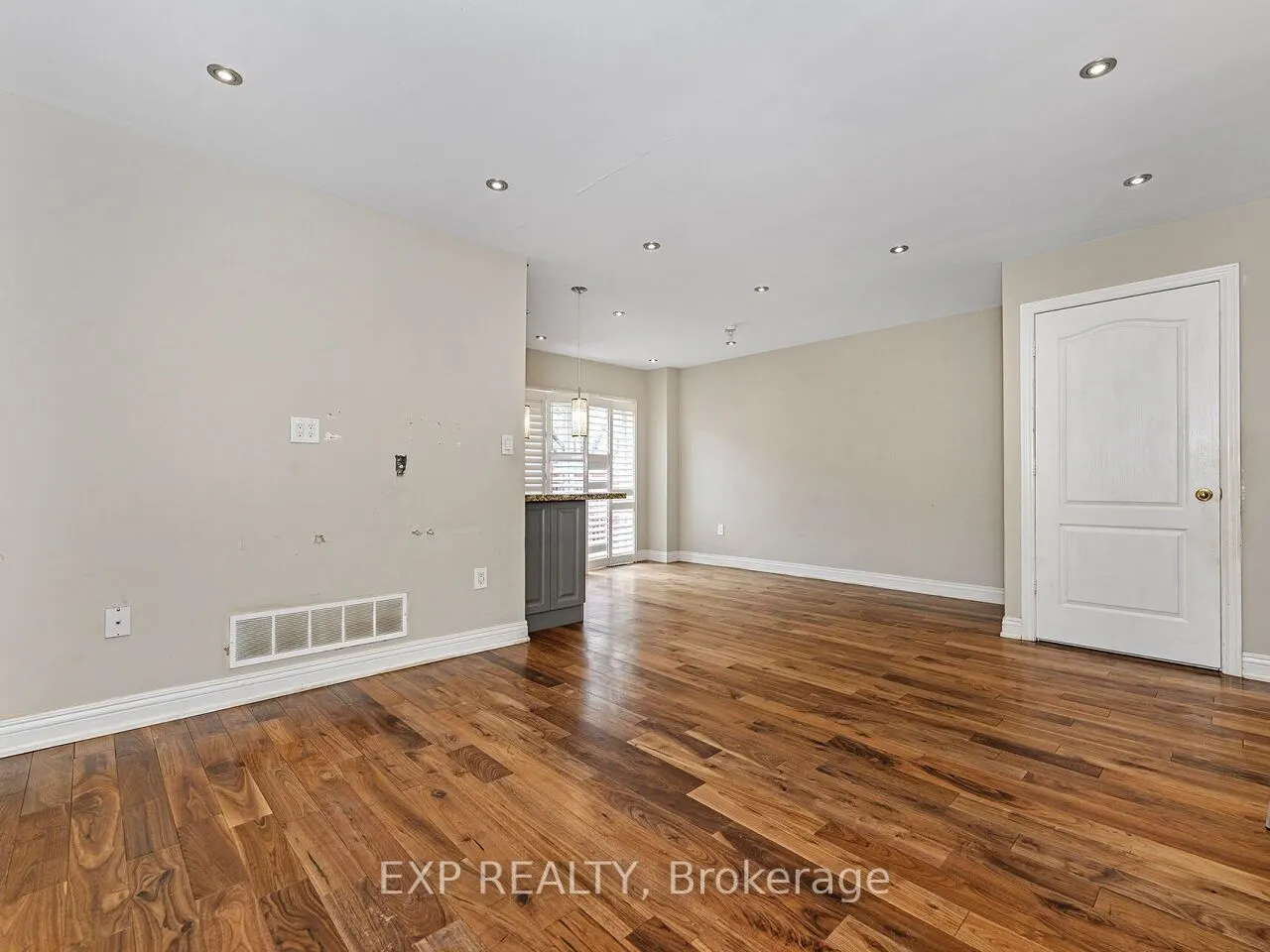 81 Triple Crown Avenue