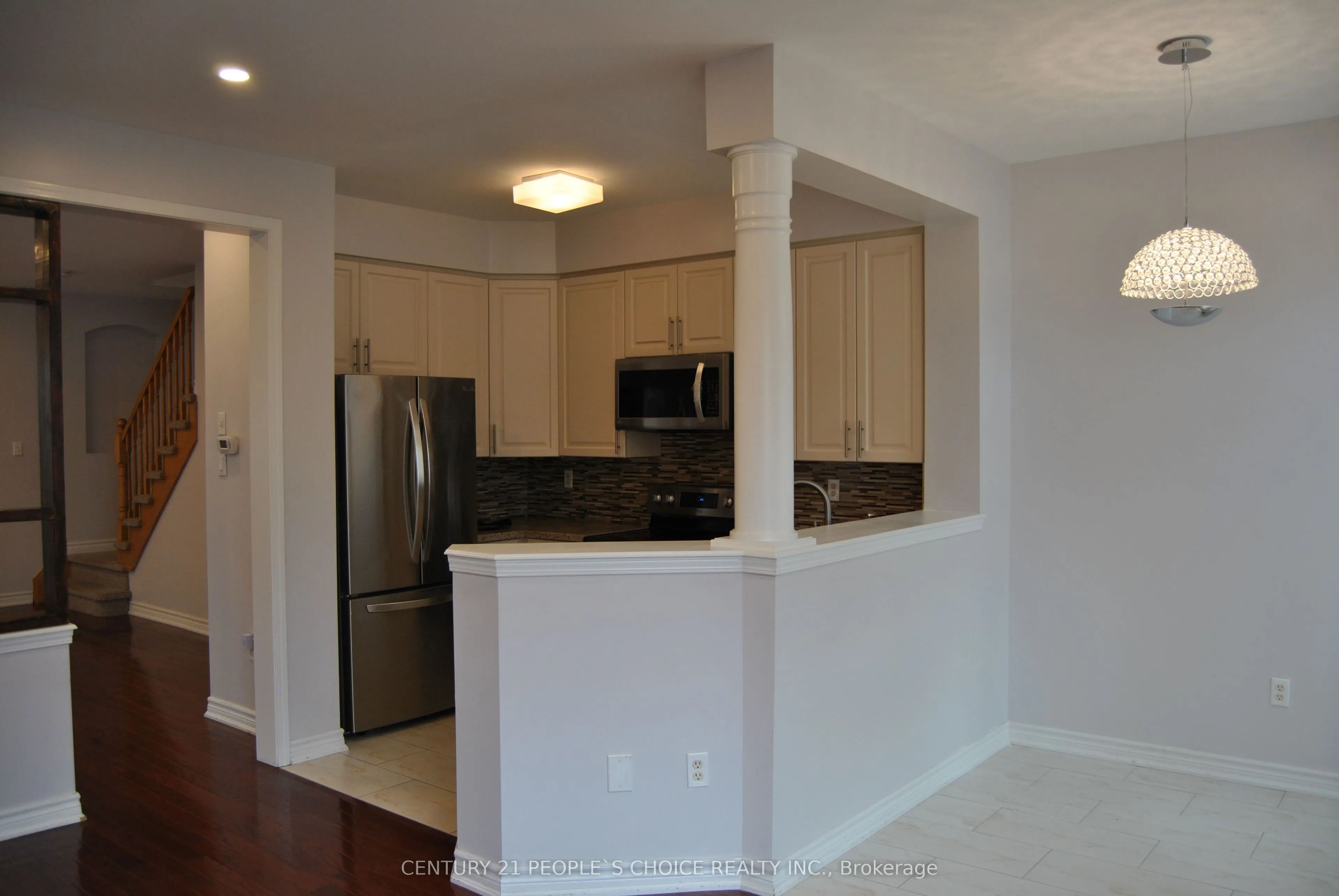 1248 Prestonwood Crescent