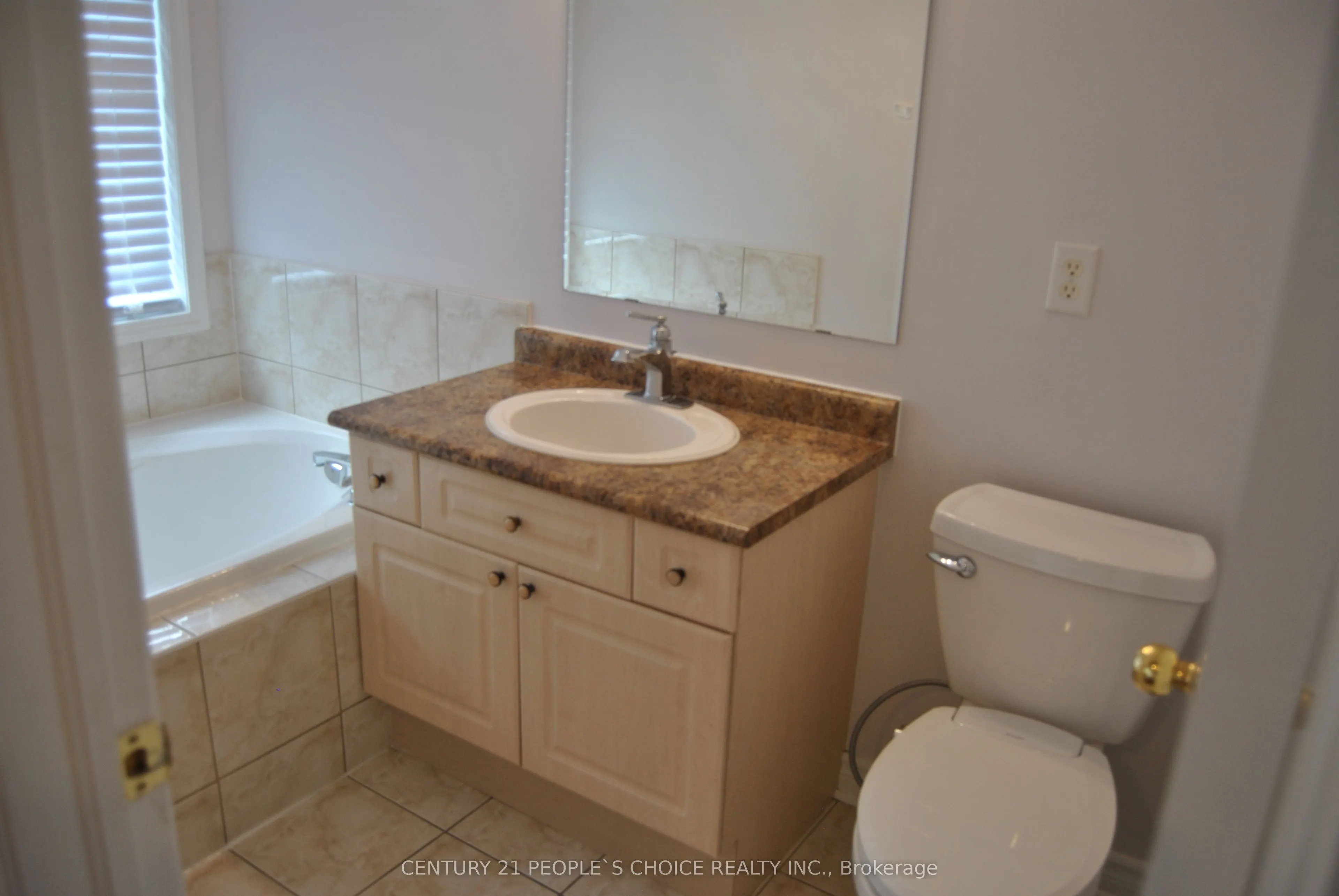 1248 Prestonwood Crescent
