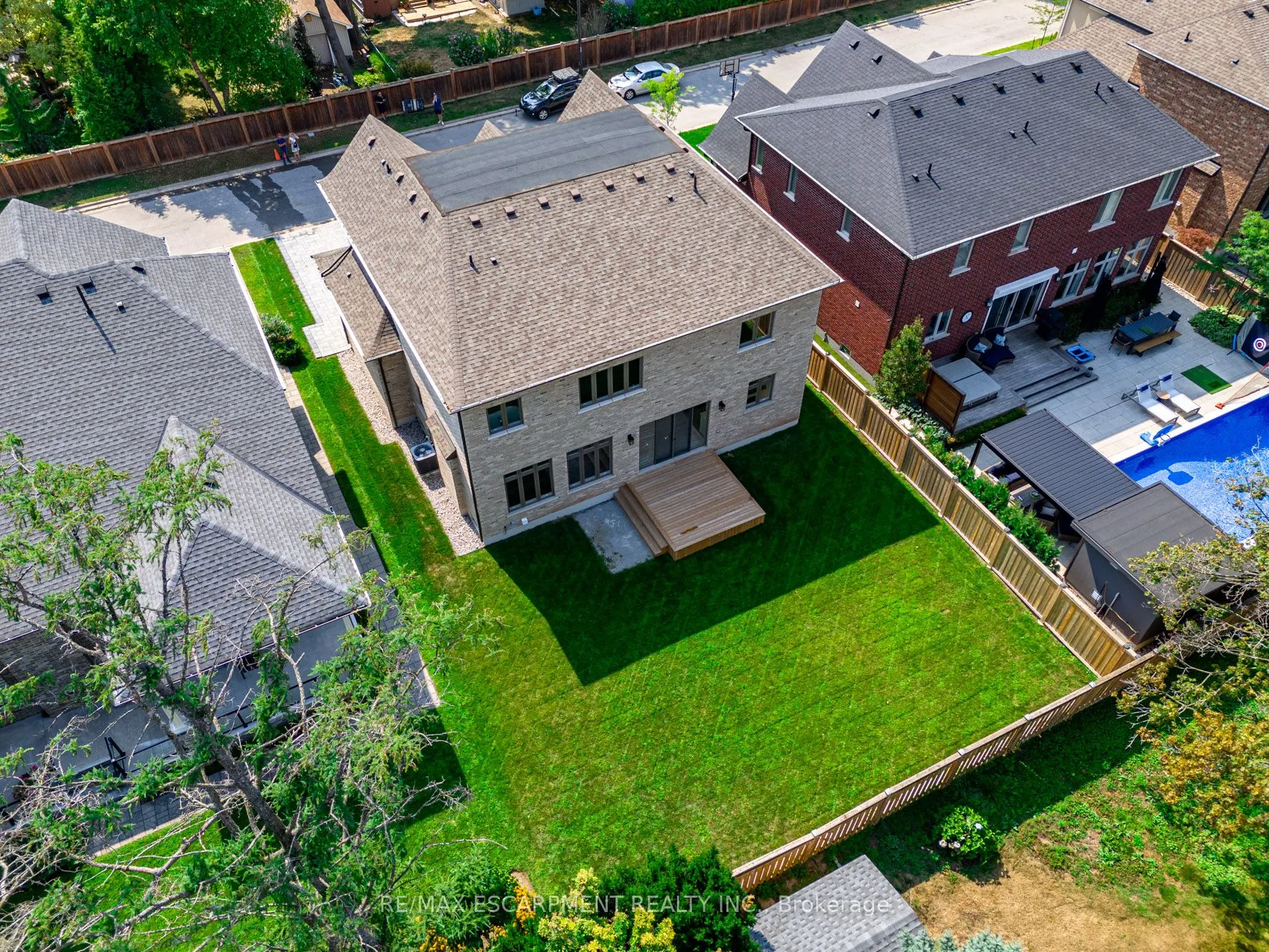 31 Bayside Court