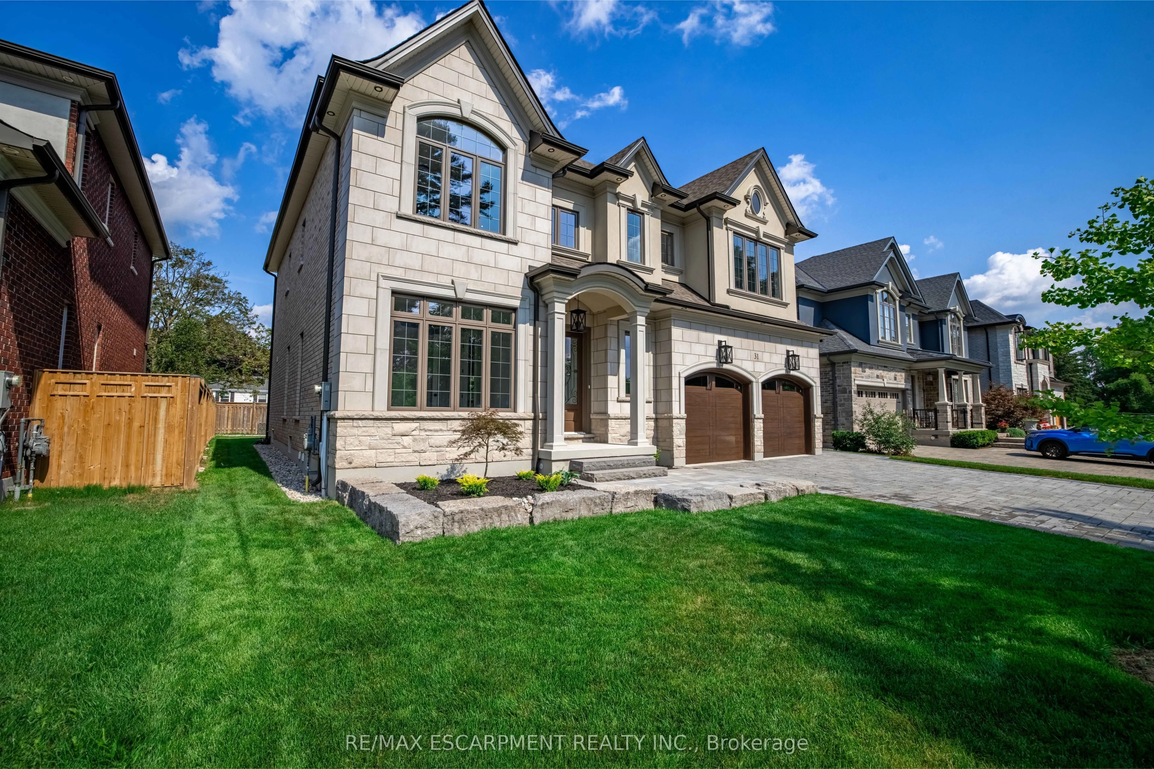31 Bayside Court