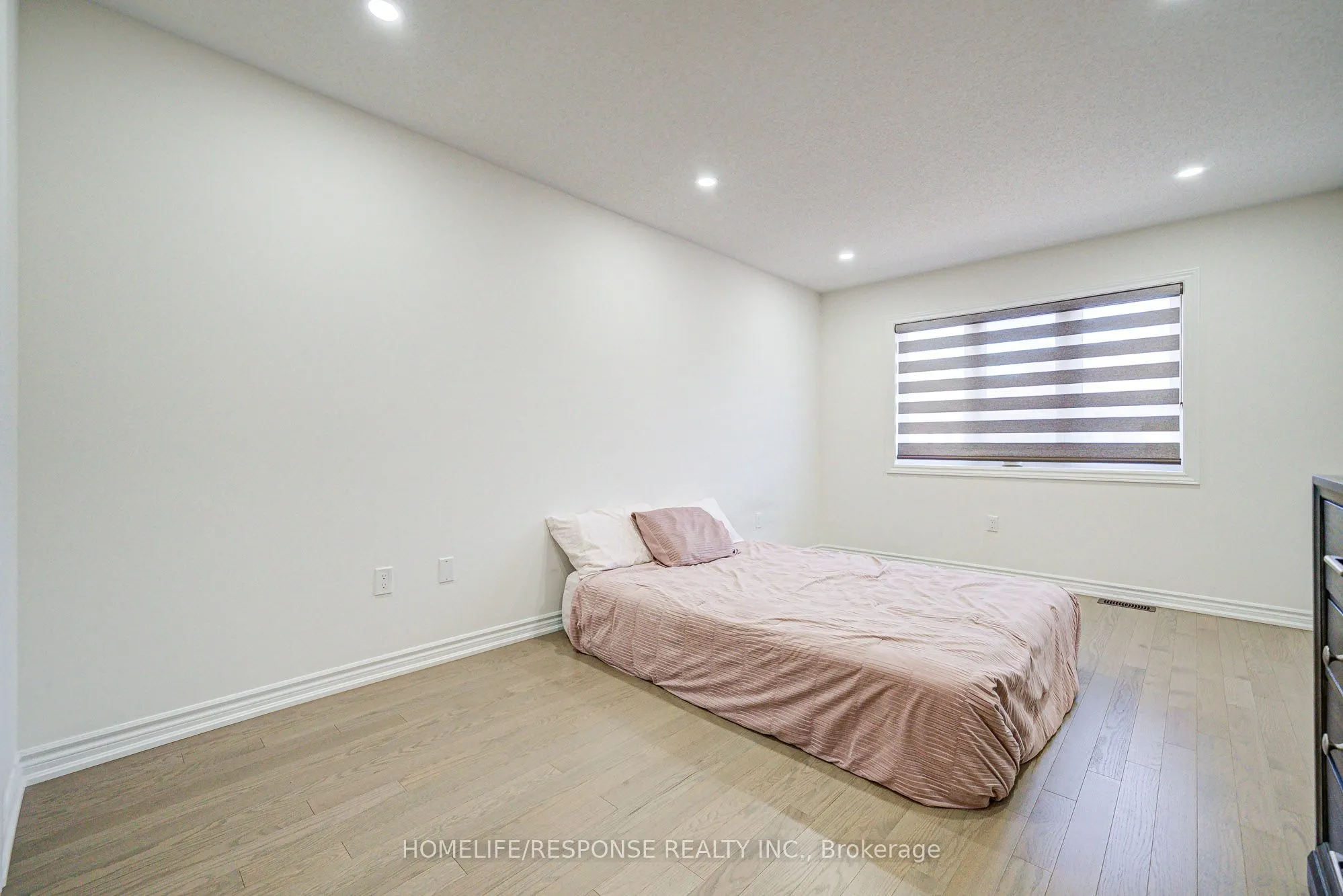 595 CELANDINE Terrace