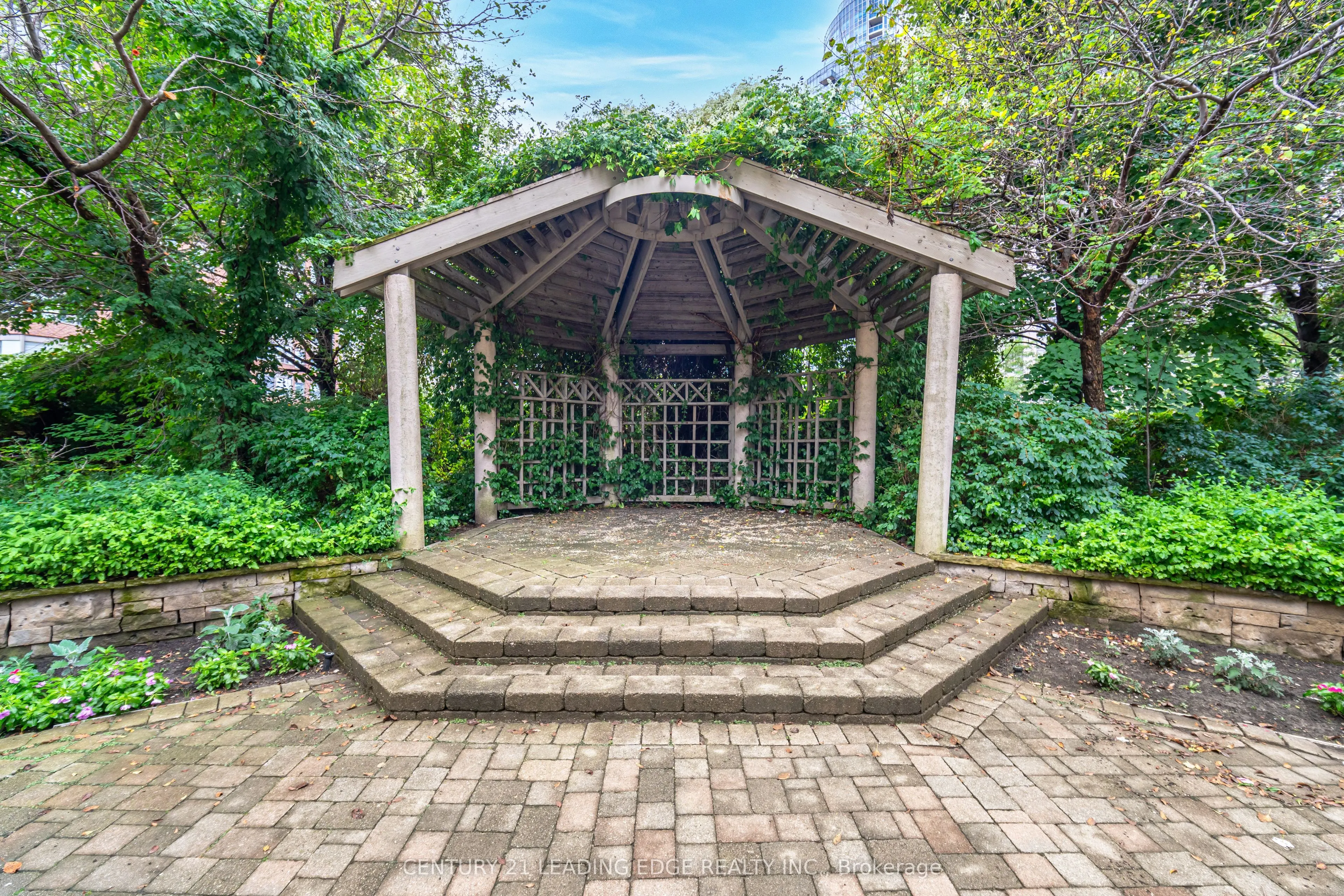 3880 Duke Of York Boulevard, #1609