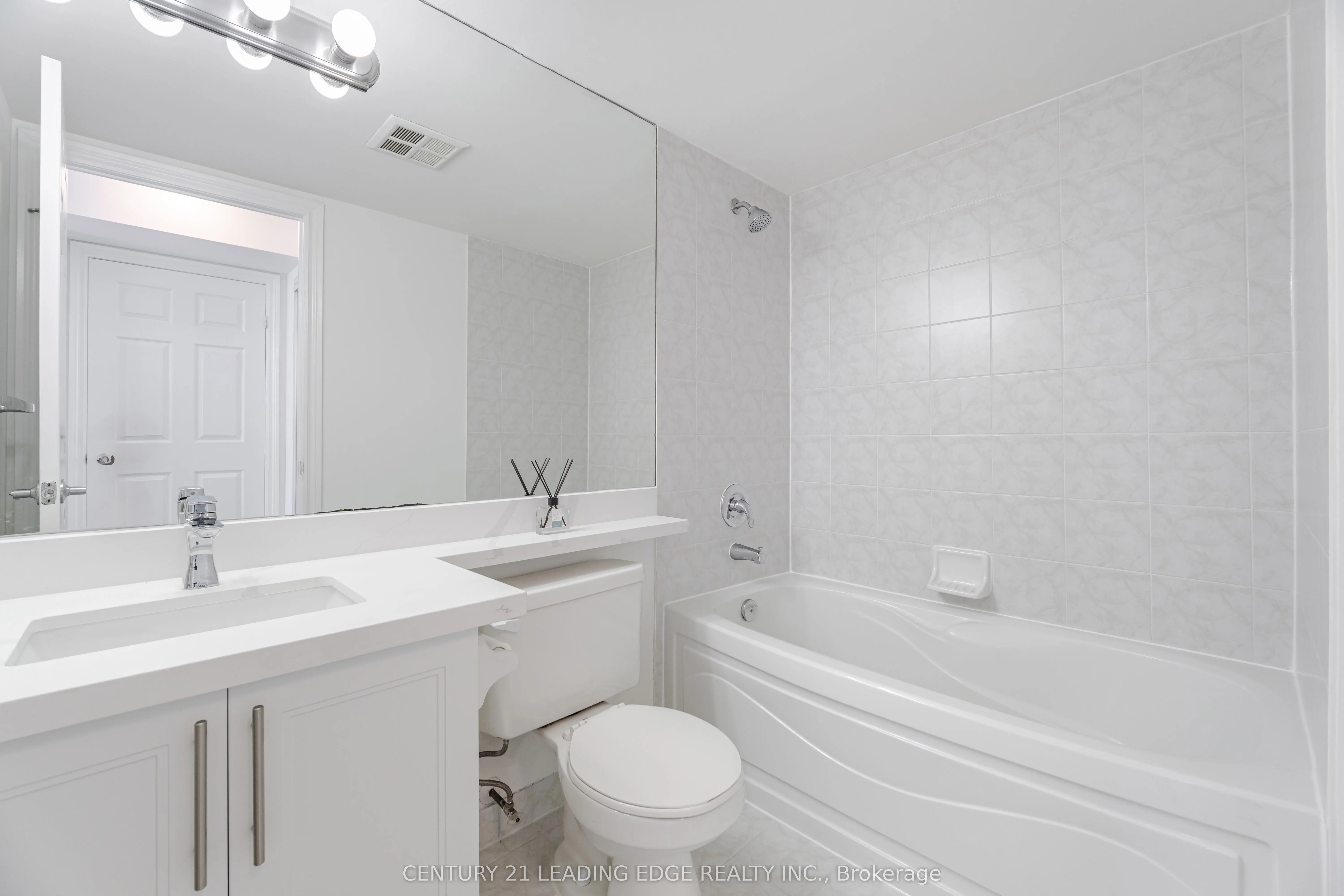 3880 Duke Of York Boulevard, #1609