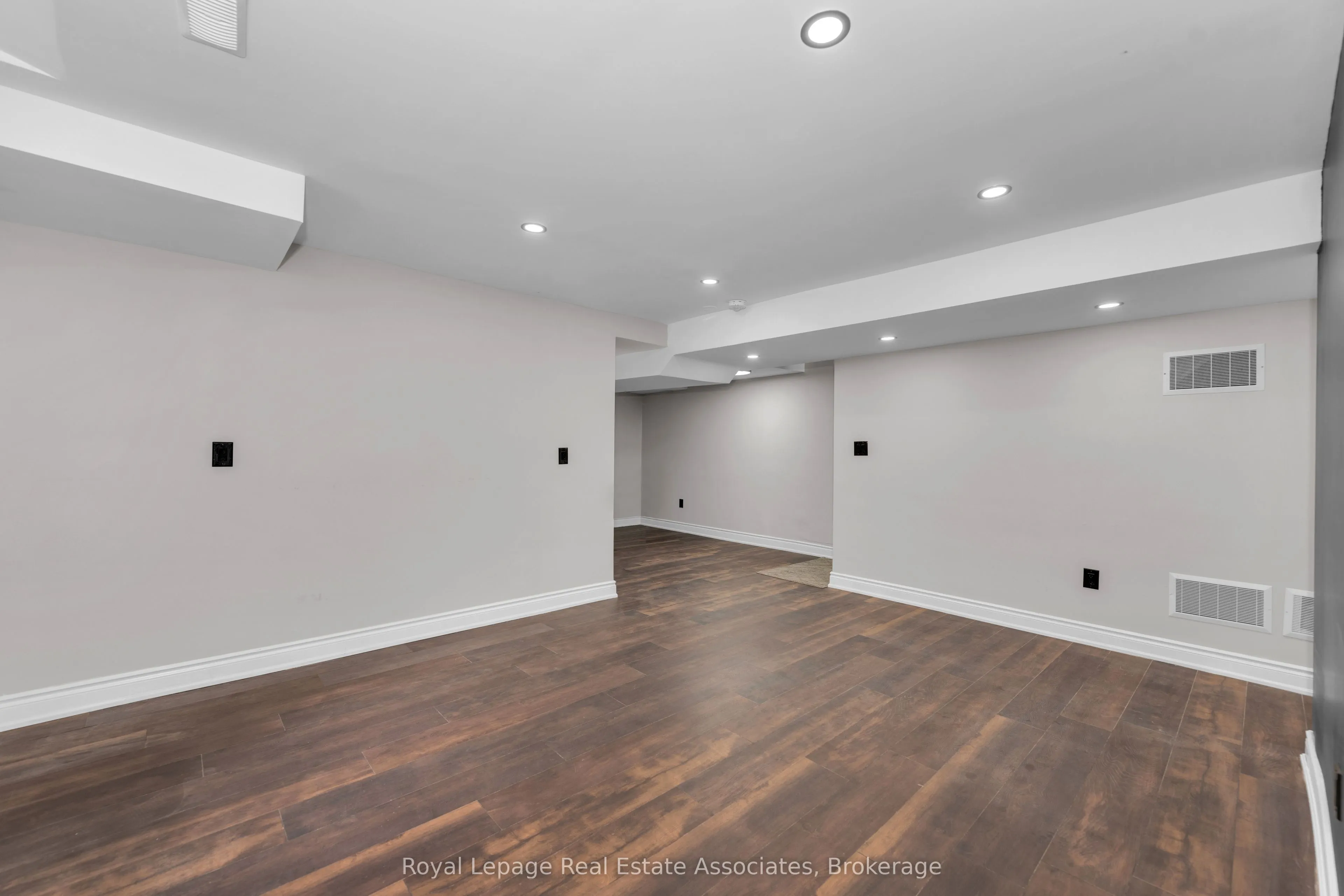 12 Seabrook Place