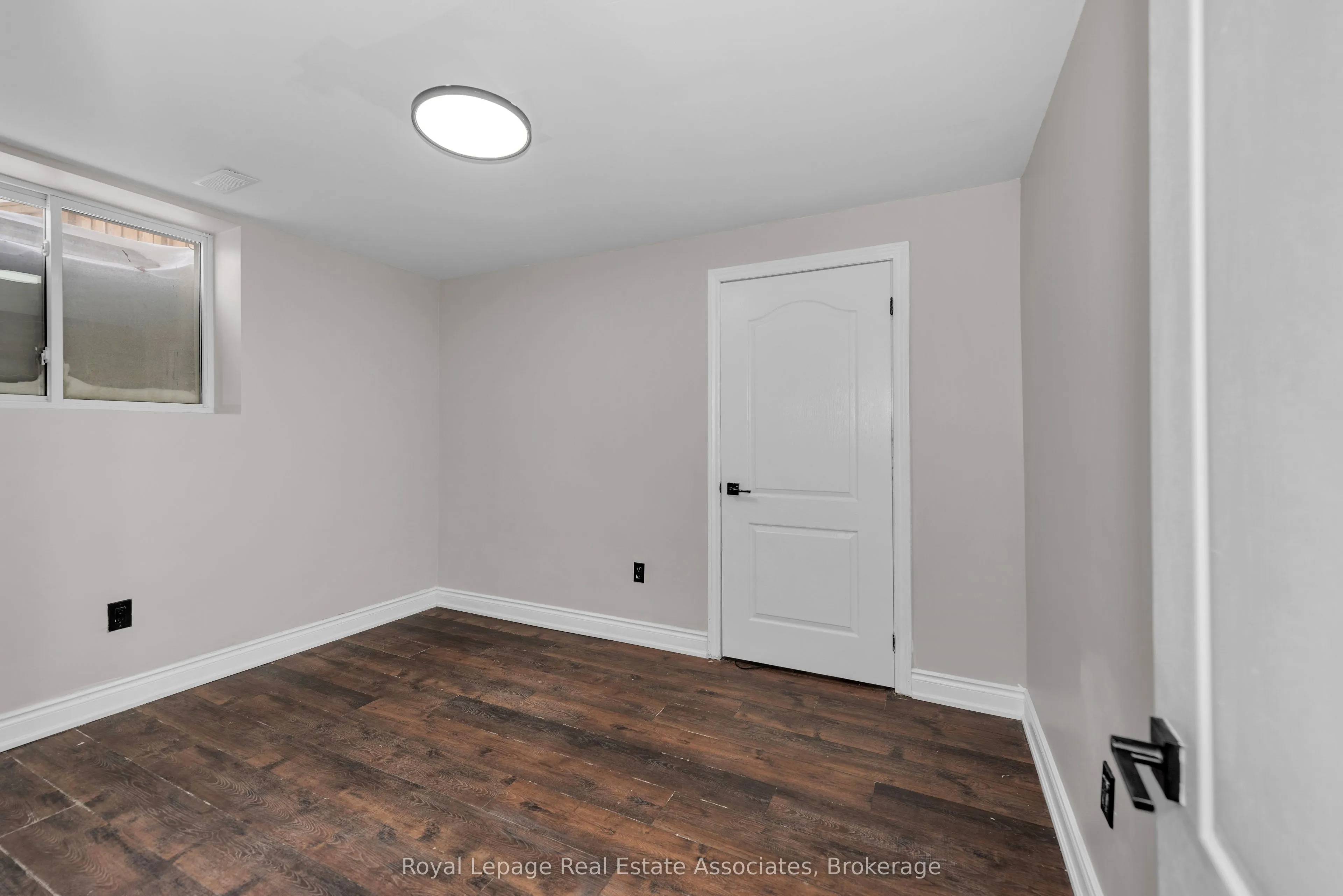 12 Seabrook Place