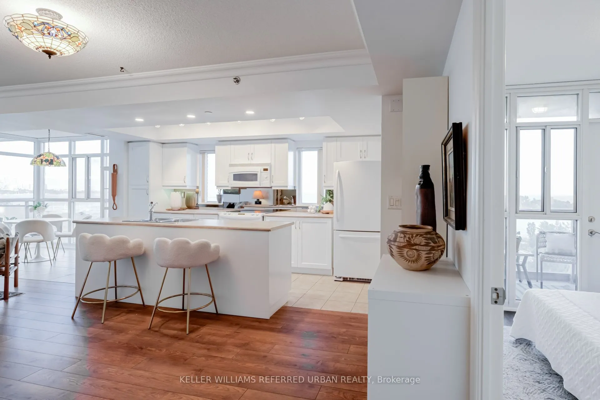 3 Marine Parade Drive, #902
