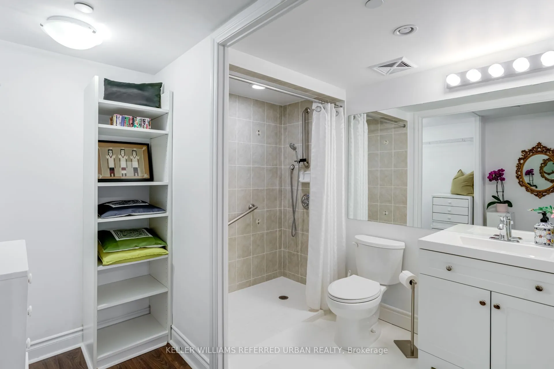 3 Marine Parade Drive, #902