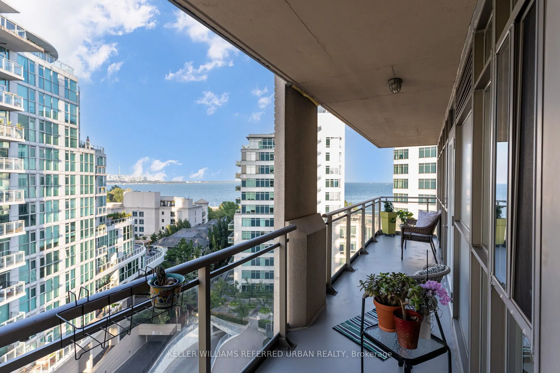3 Marine Parade Drive, #902