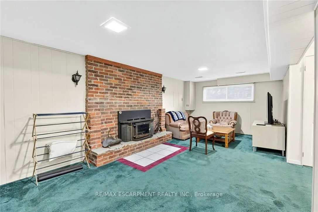 2479 Bridge Road
