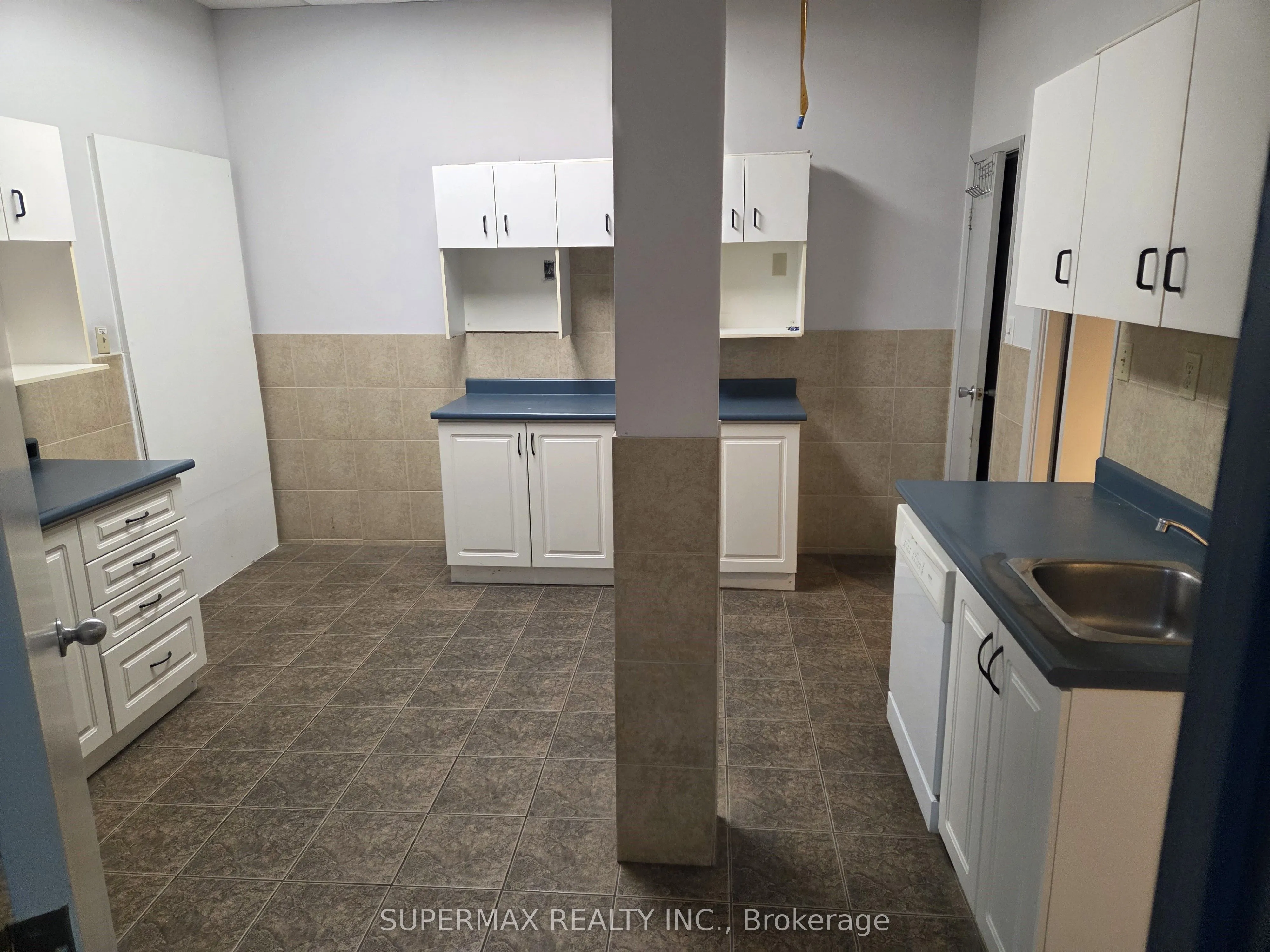 975 Midway Boulevard, #12