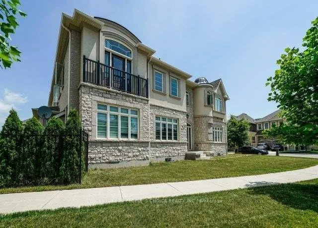 3227 Kingsholm Drive