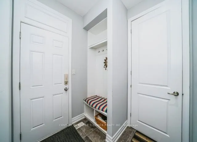 3227 Kingsholm Drive