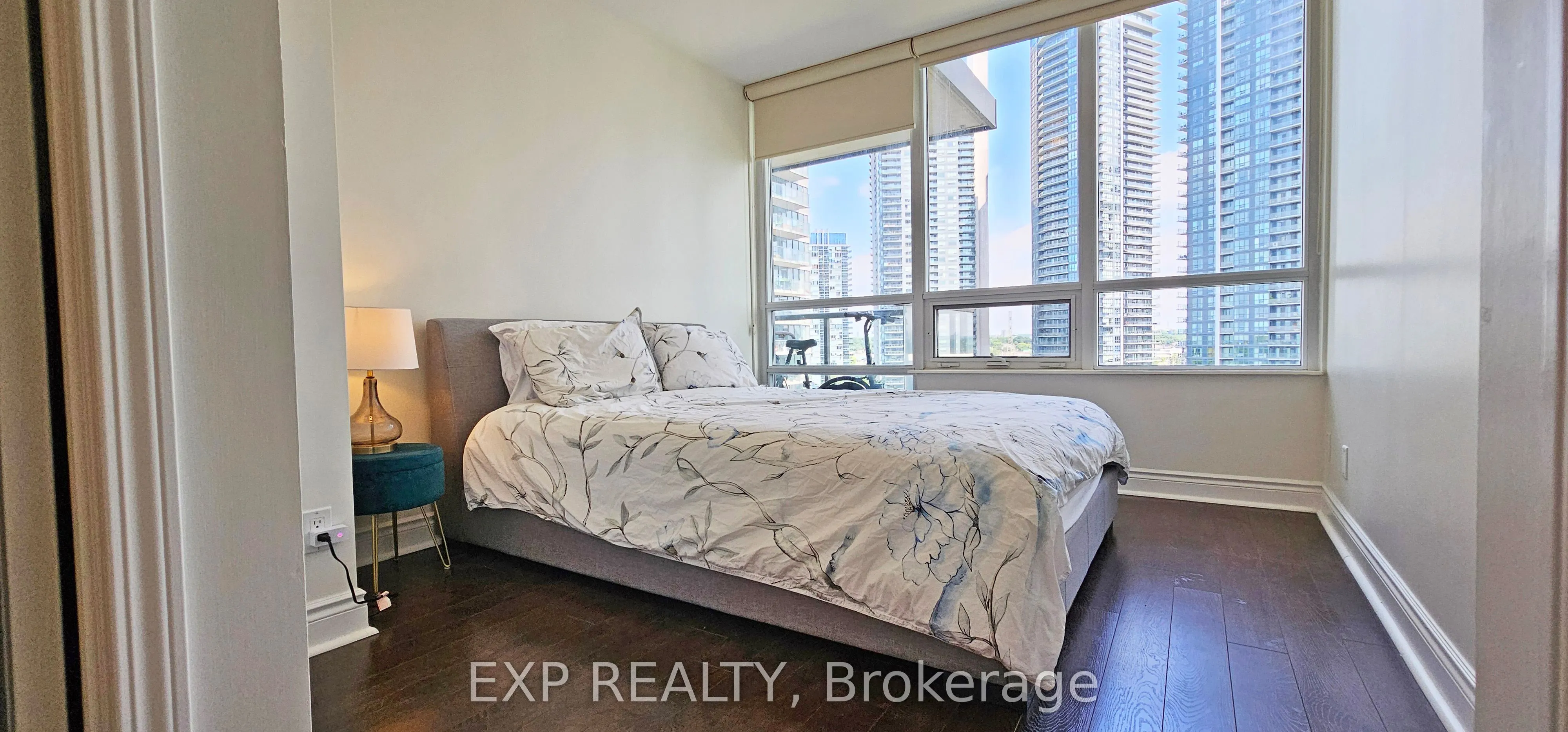 2240 Lakeshore Boulevard W, #1204