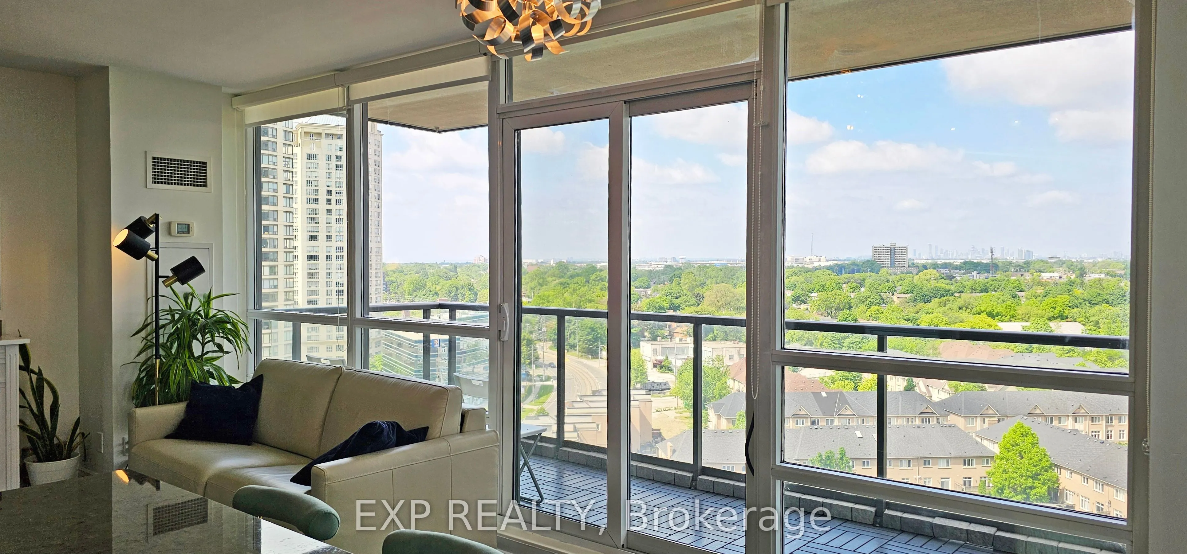 2240 Lakeshore Boulevard W, #1204