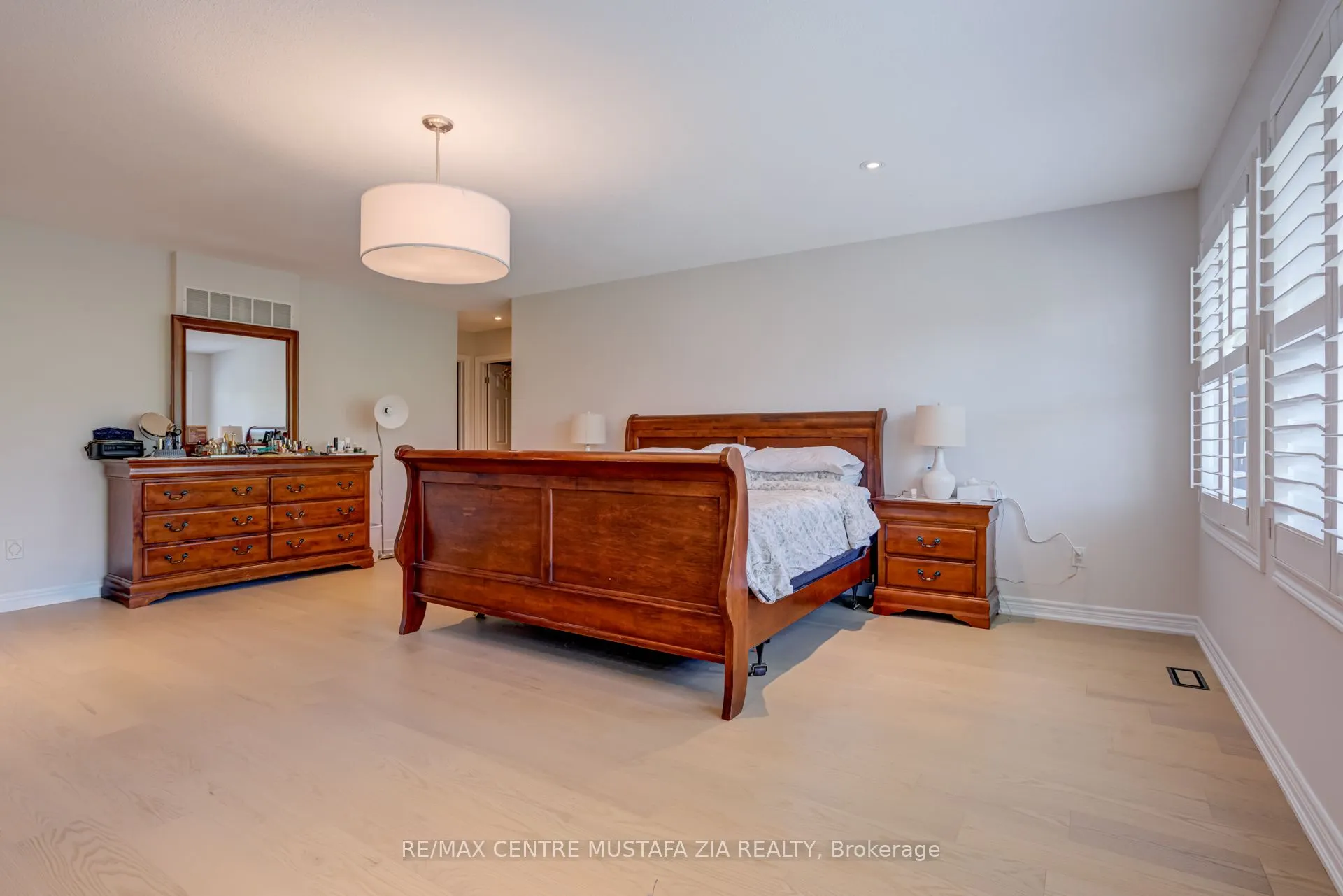 2522 Lyndhurst Drive