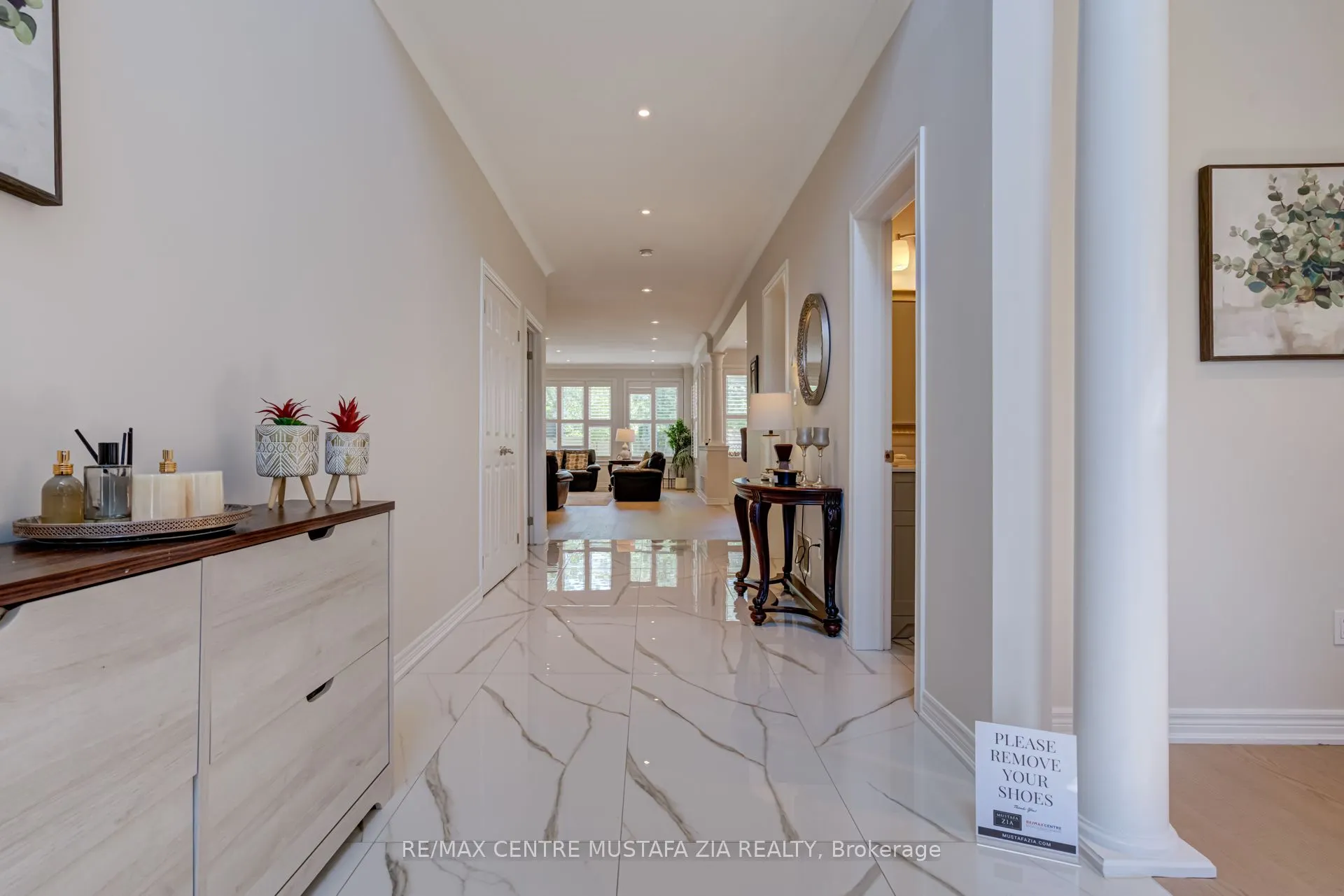2522 Lyndhurst Drive