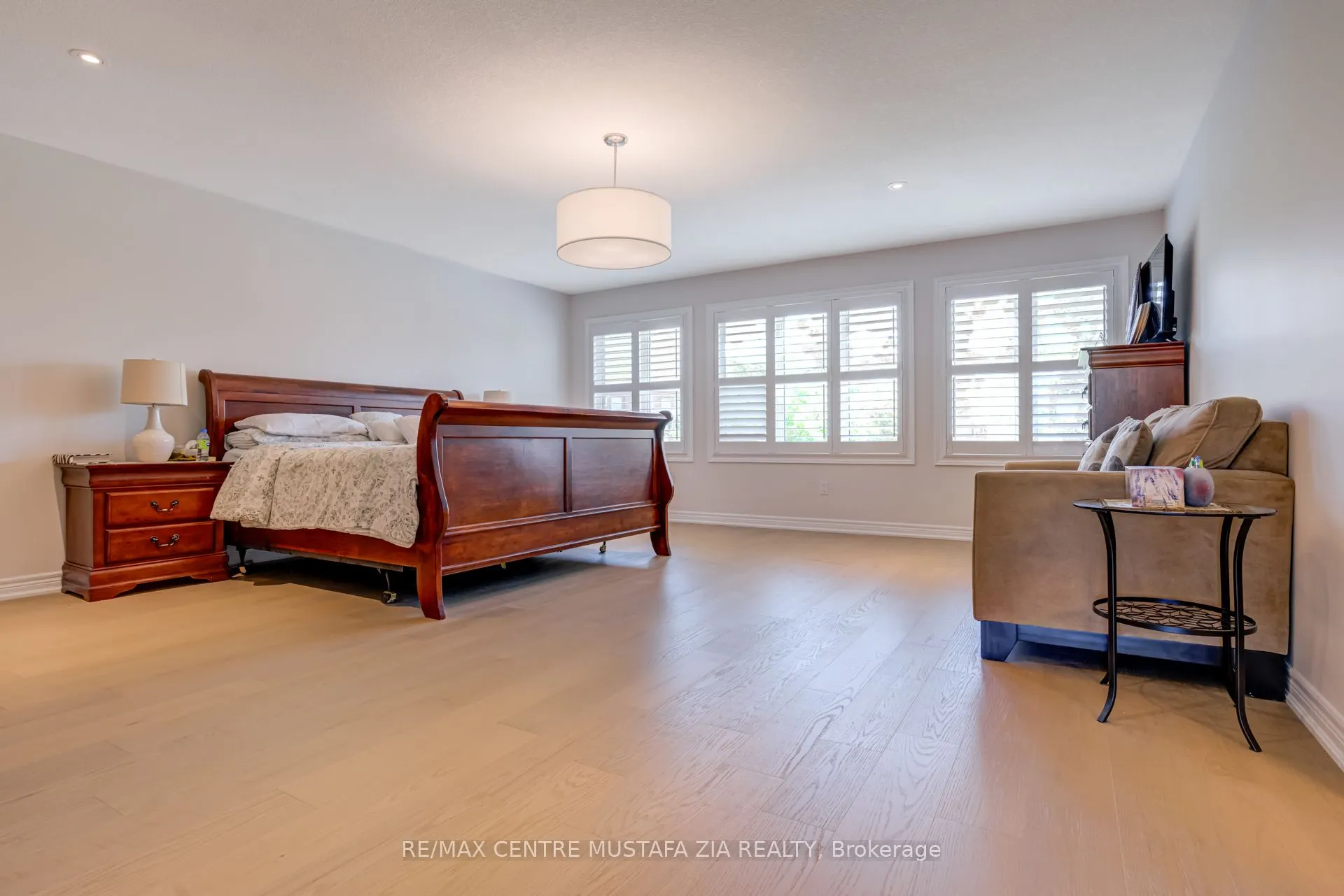 2522 Lyndhurst Drive