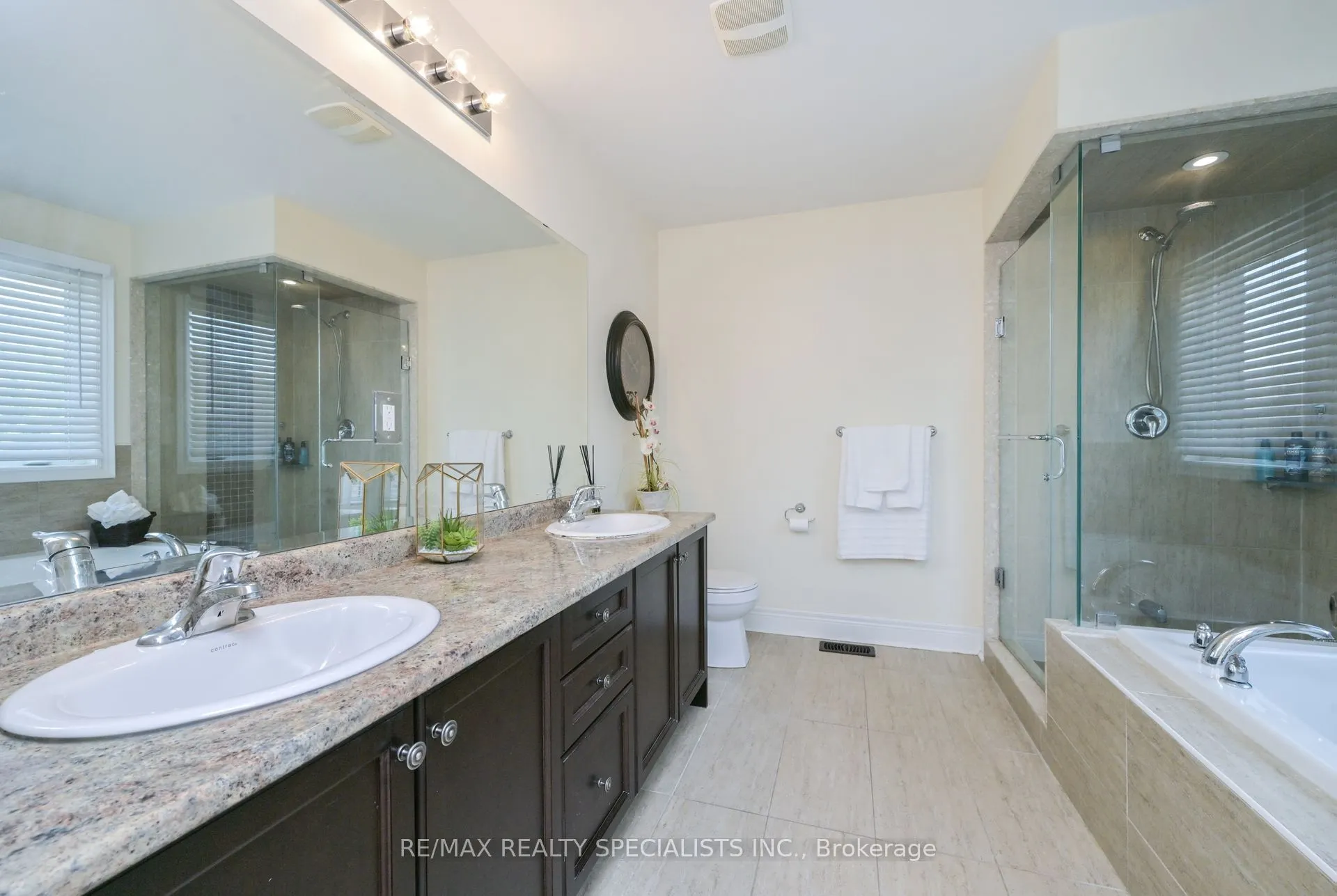 120 RISING HILL Ridge