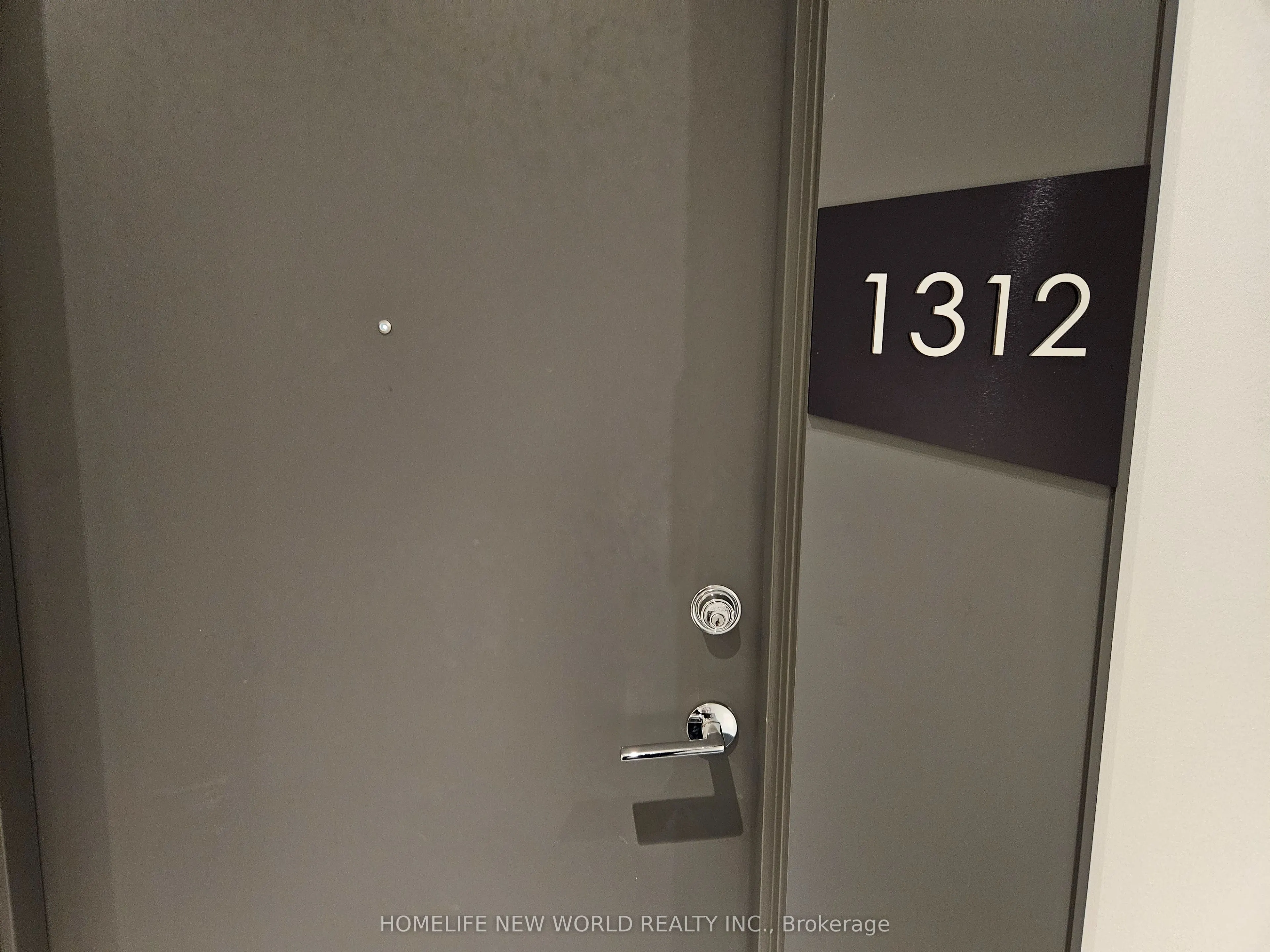 10 De Boers Drive, #1312