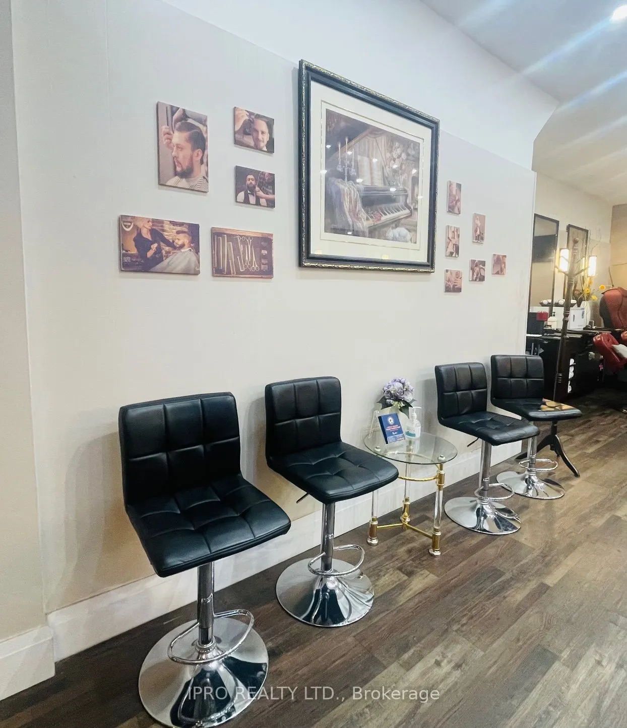 1568 Bloor Street W
