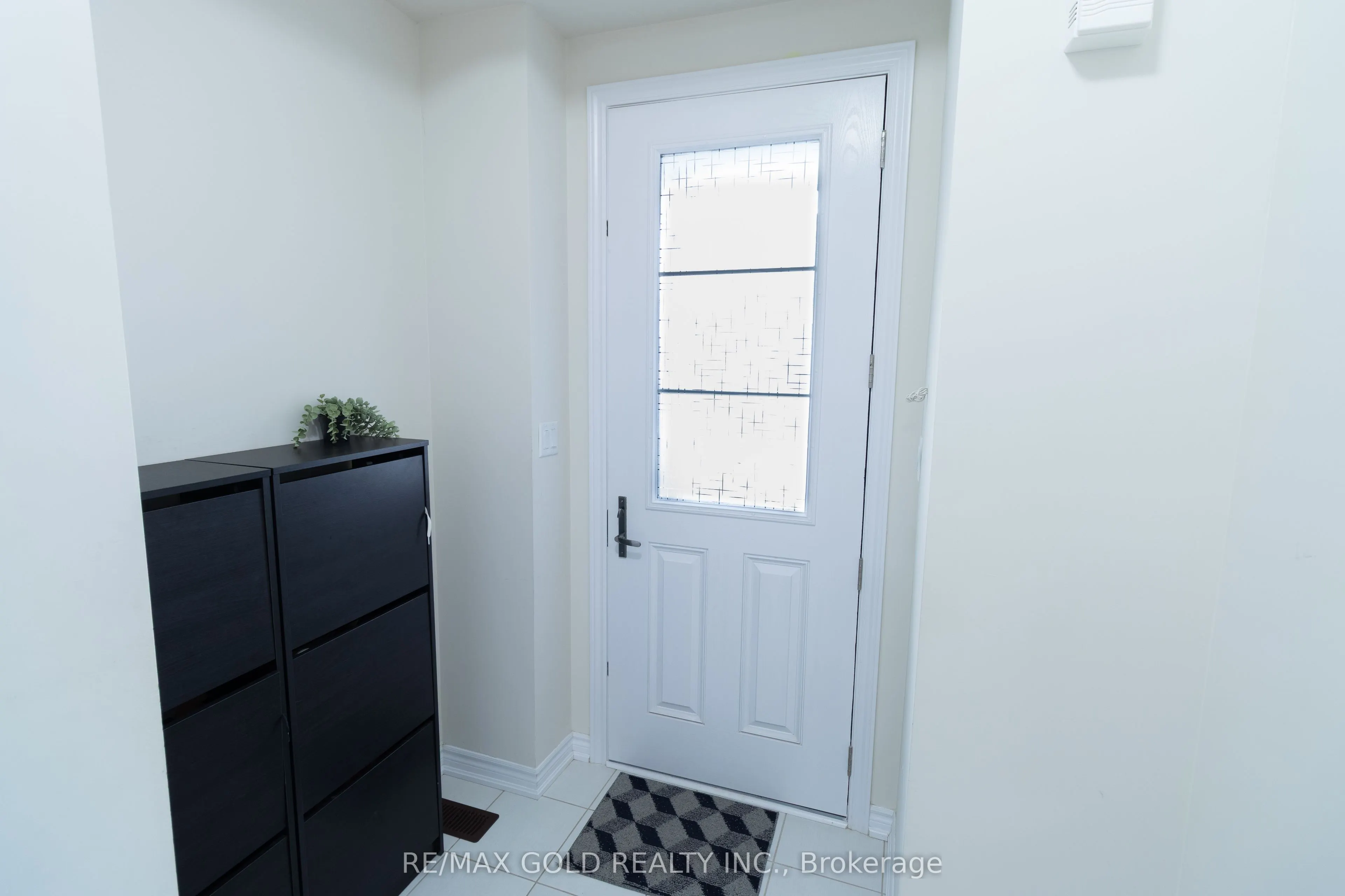 1384 National Common, #1384