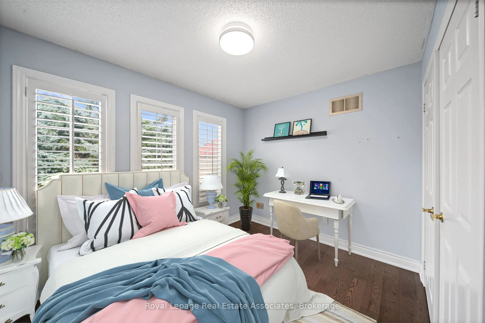 3723 Trelawny Circle