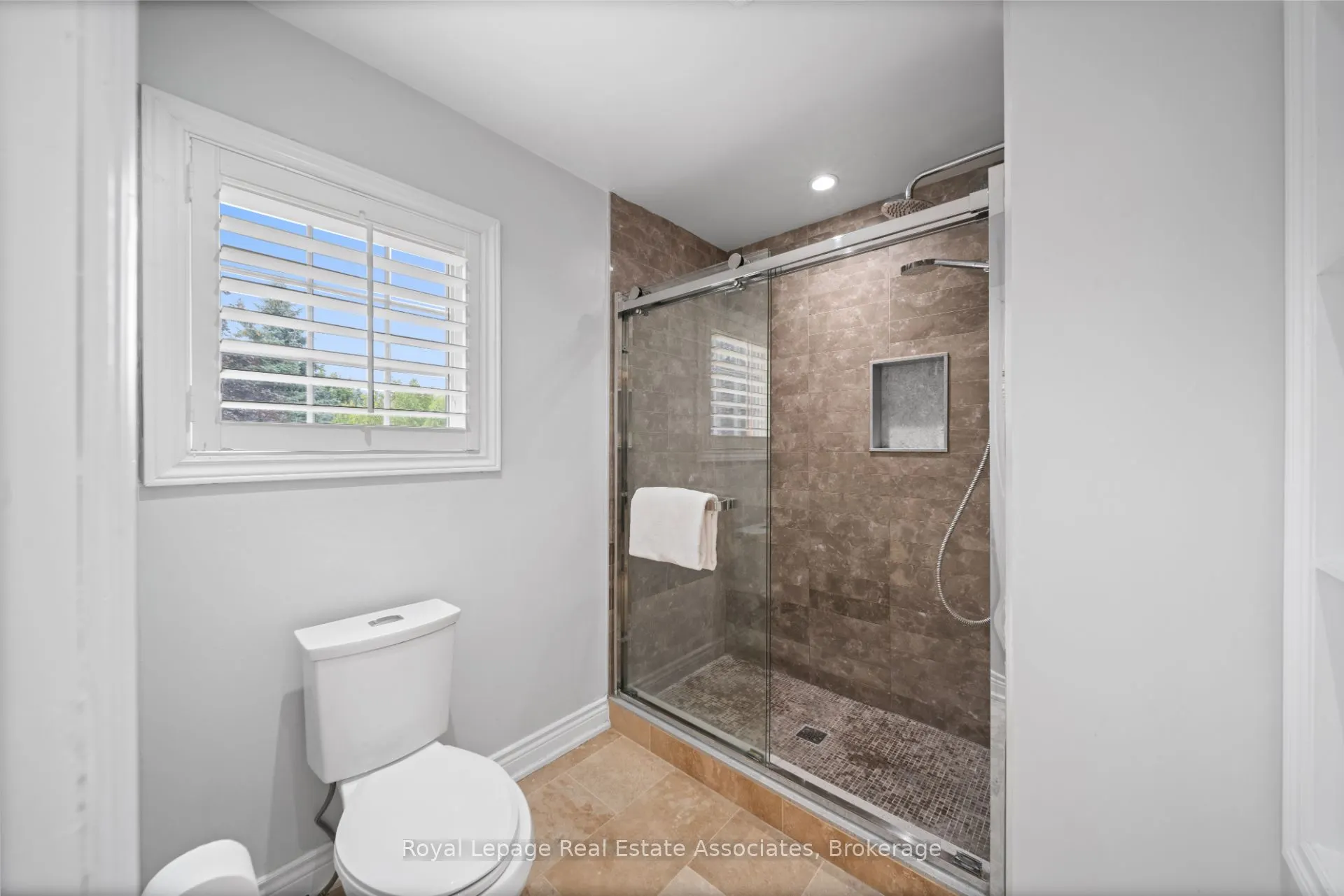 3723 Trelawny Circle