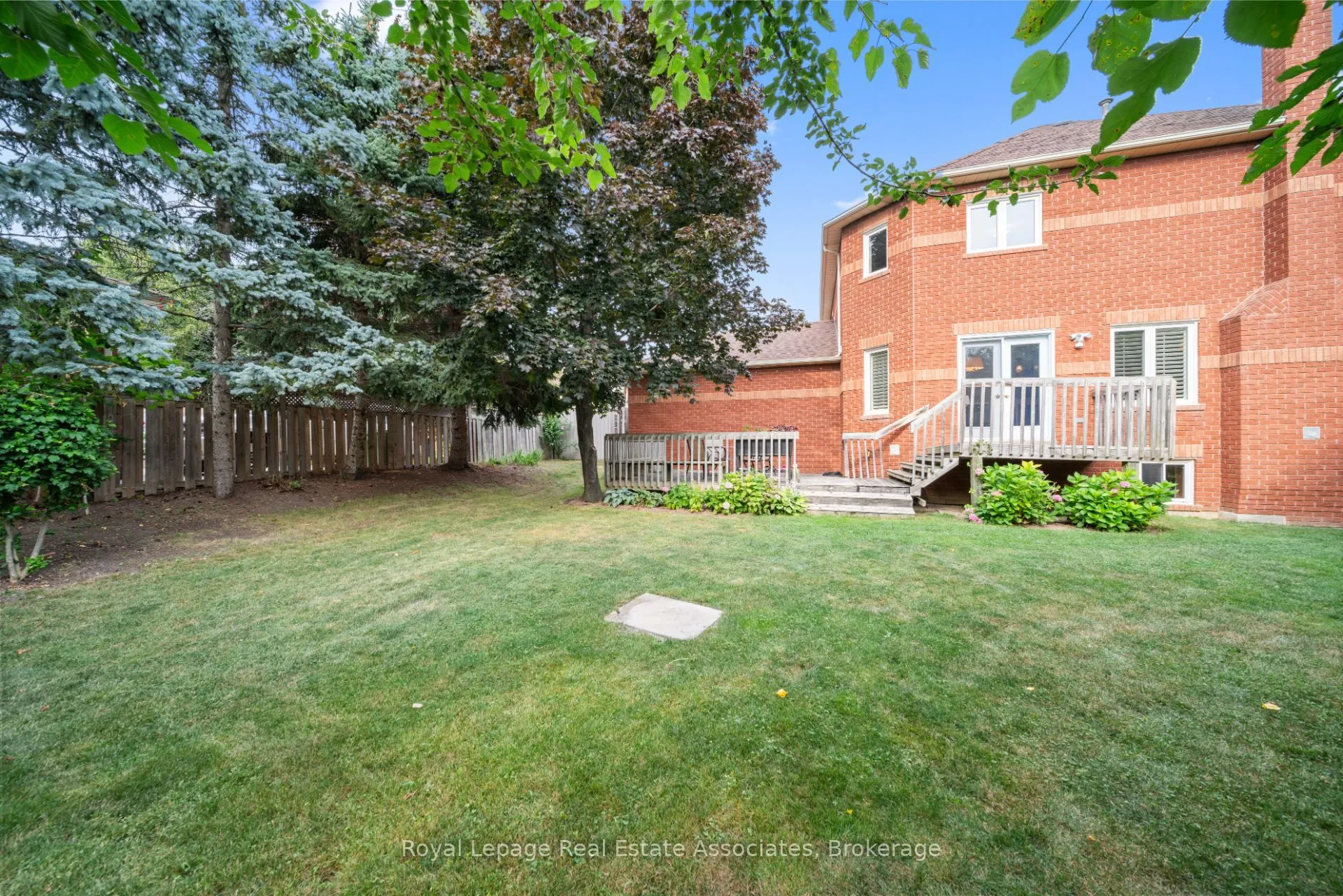 3723 Trelawny Circle