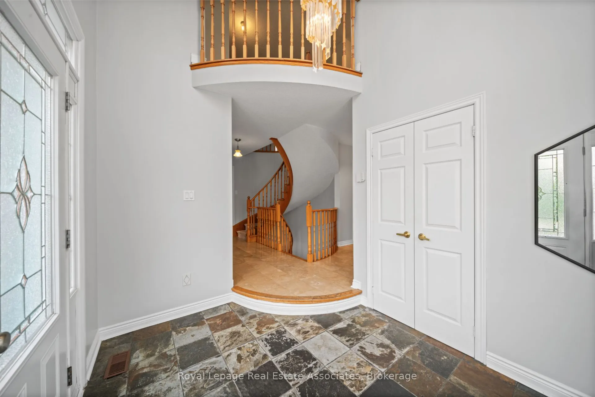 3723 Trelawny Circle