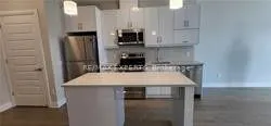 95 Dundas Street W, #211