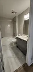95 Dundas Street W, #211