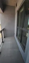 95 Dundas Street W, #211