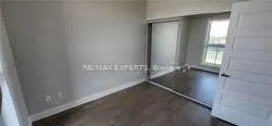 95 Dundas Street W, #211