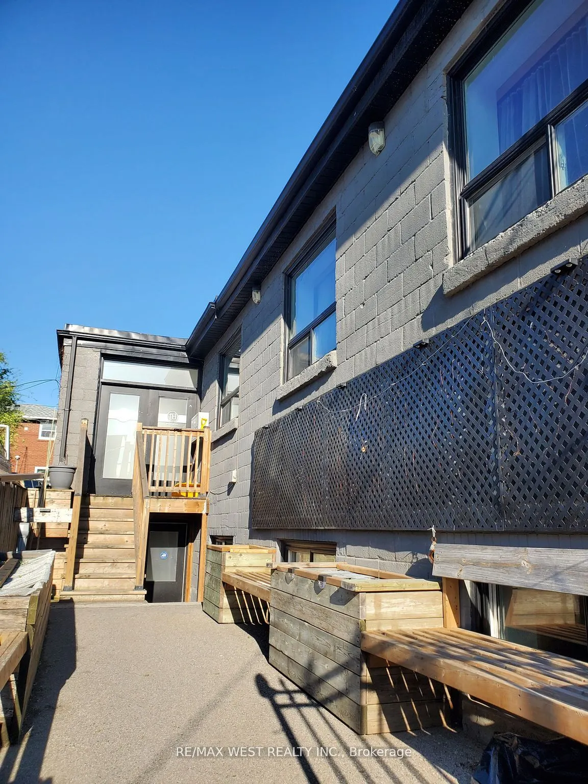 136 Sixteenth Street, #102