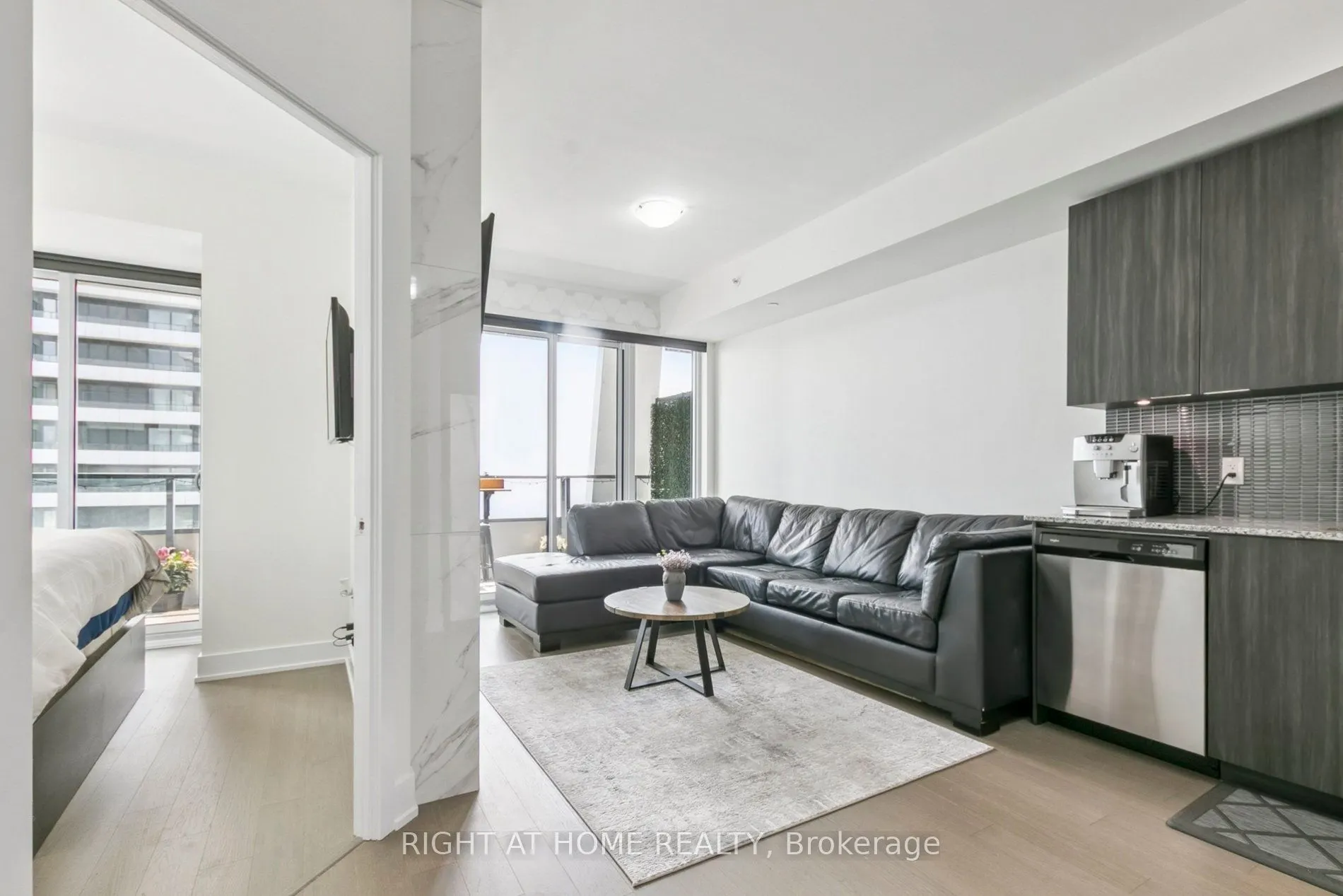 30 Shore Breeze Drive, #2217