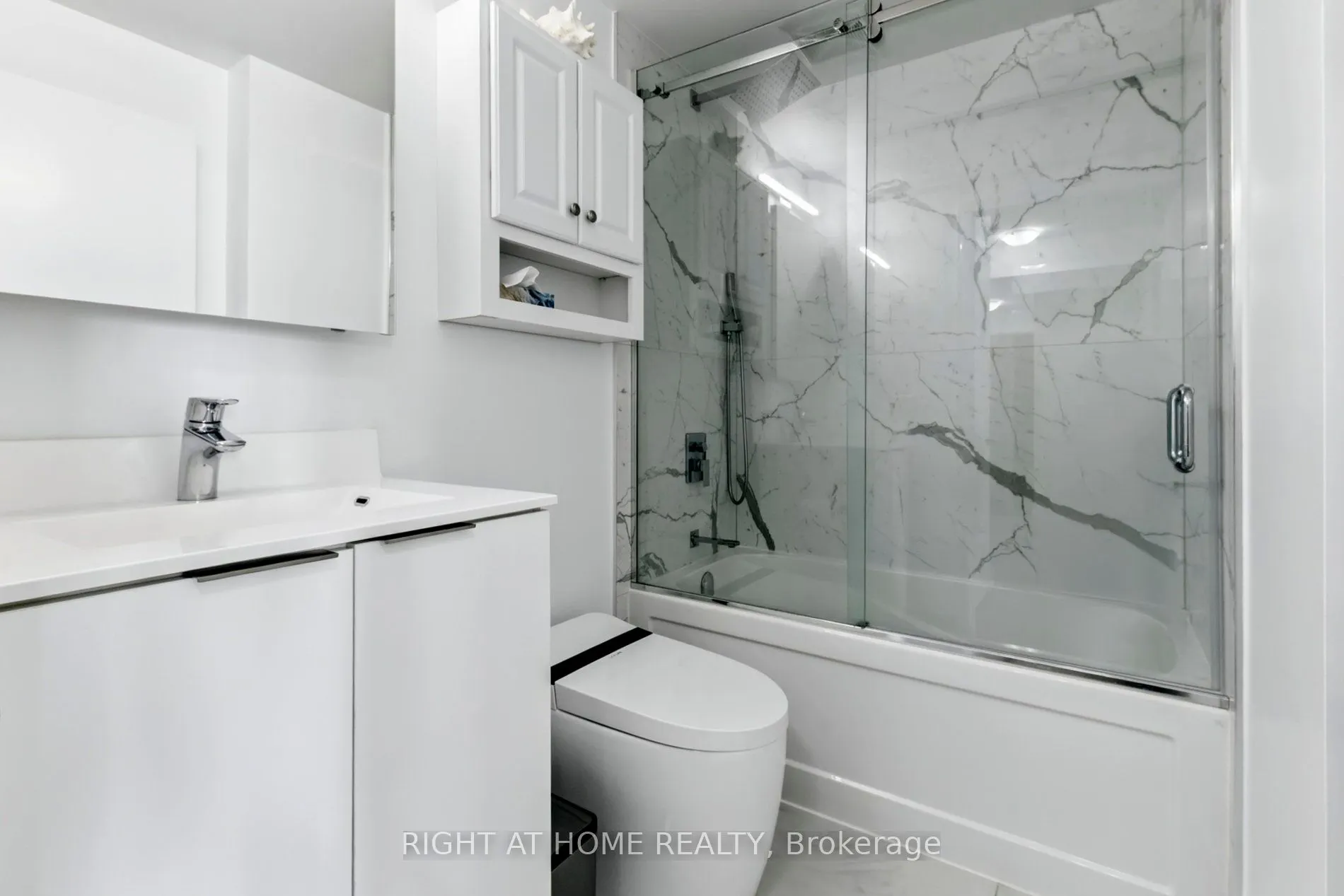 30 Shore Breeze Drive, #2217