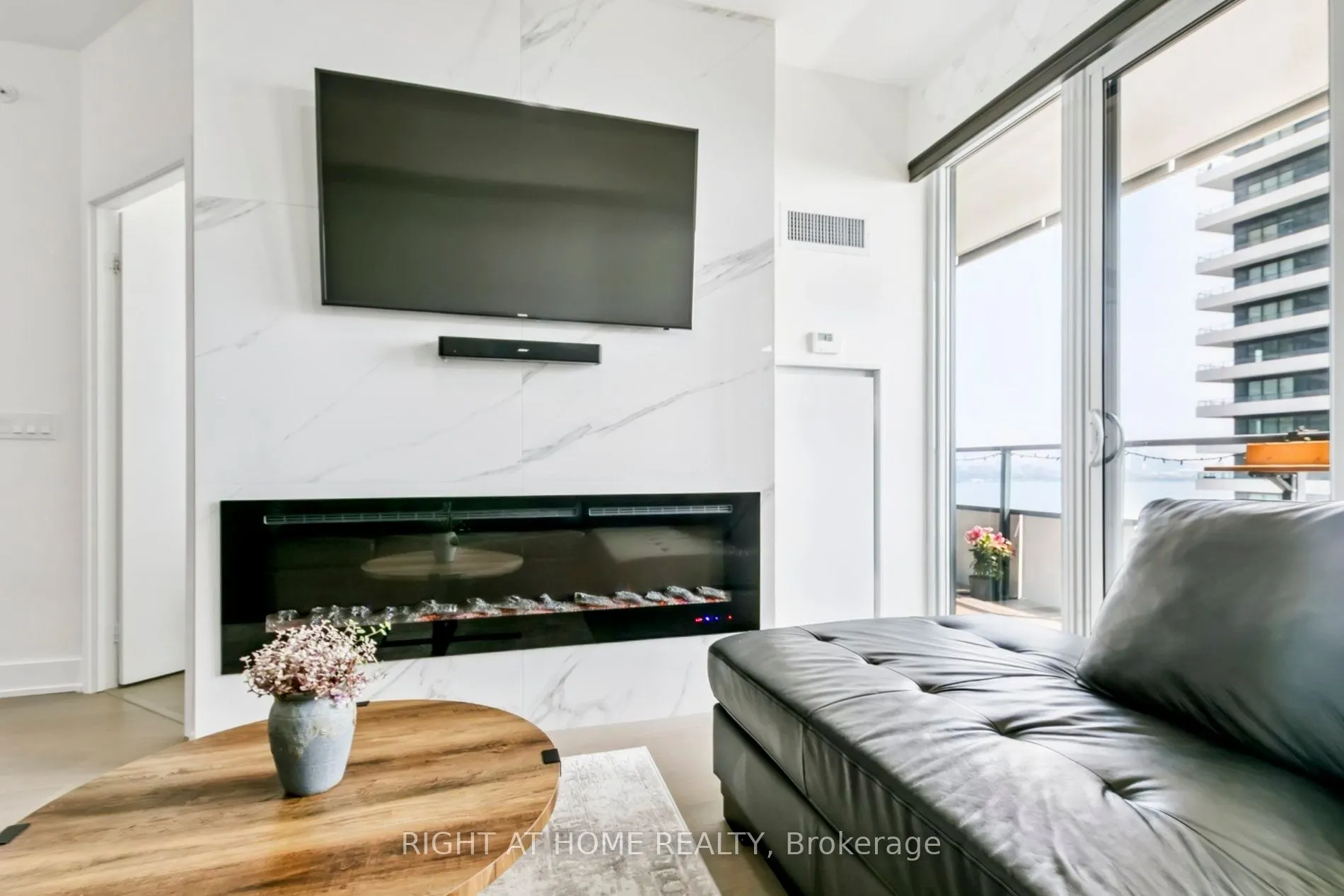 30 Shore Breeze Drive, #2217