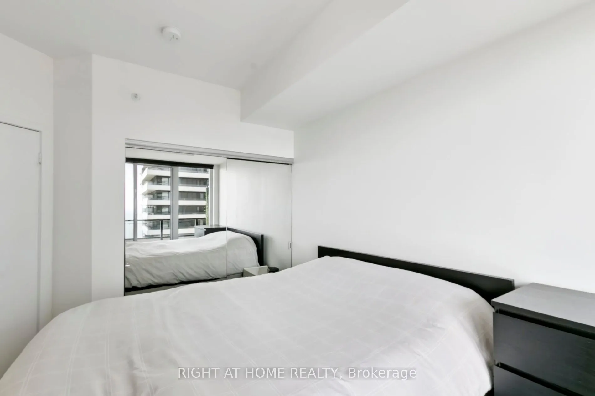 30 Shore Breeze Drive, #2217