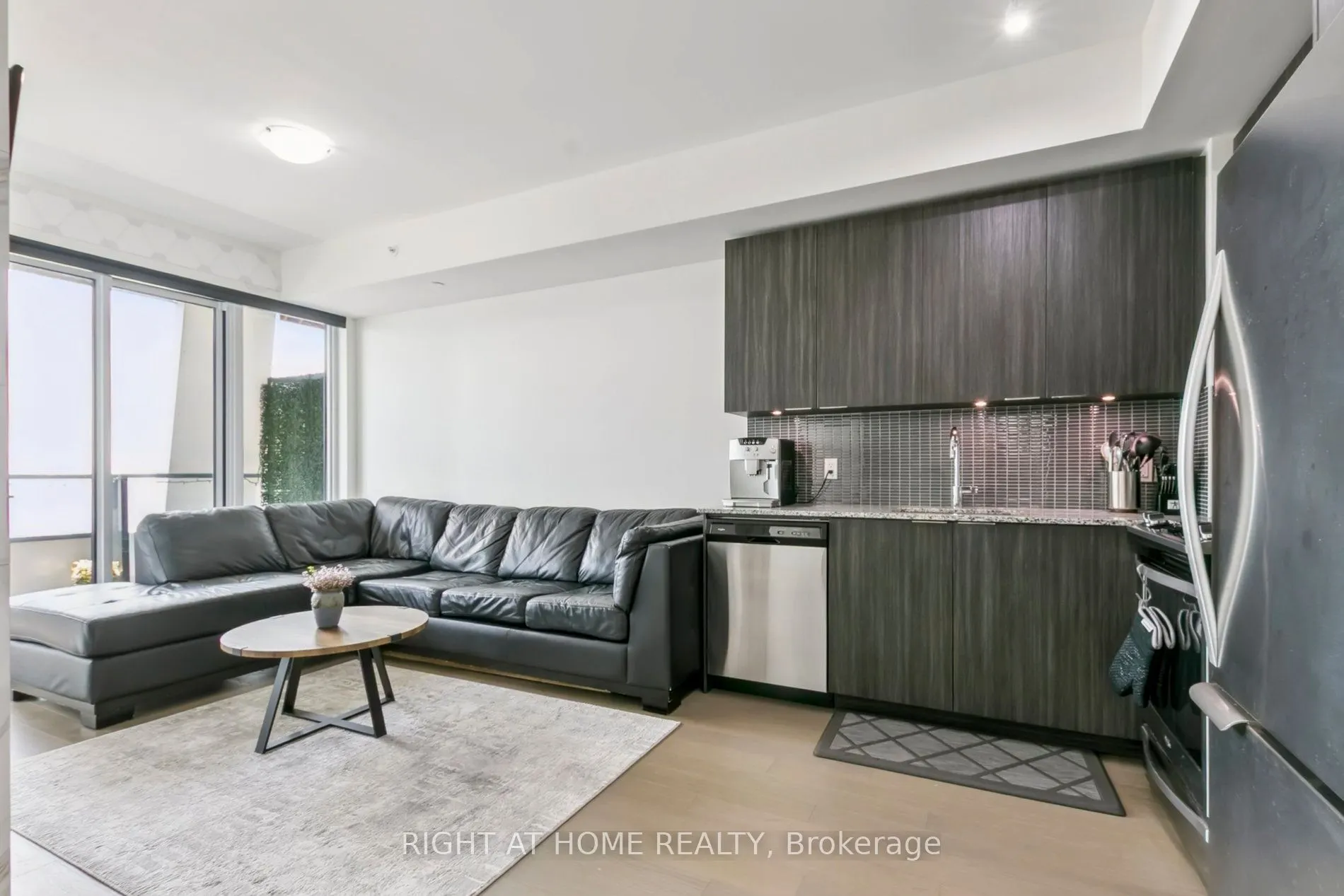30 Shore Breeze Drive, #2217