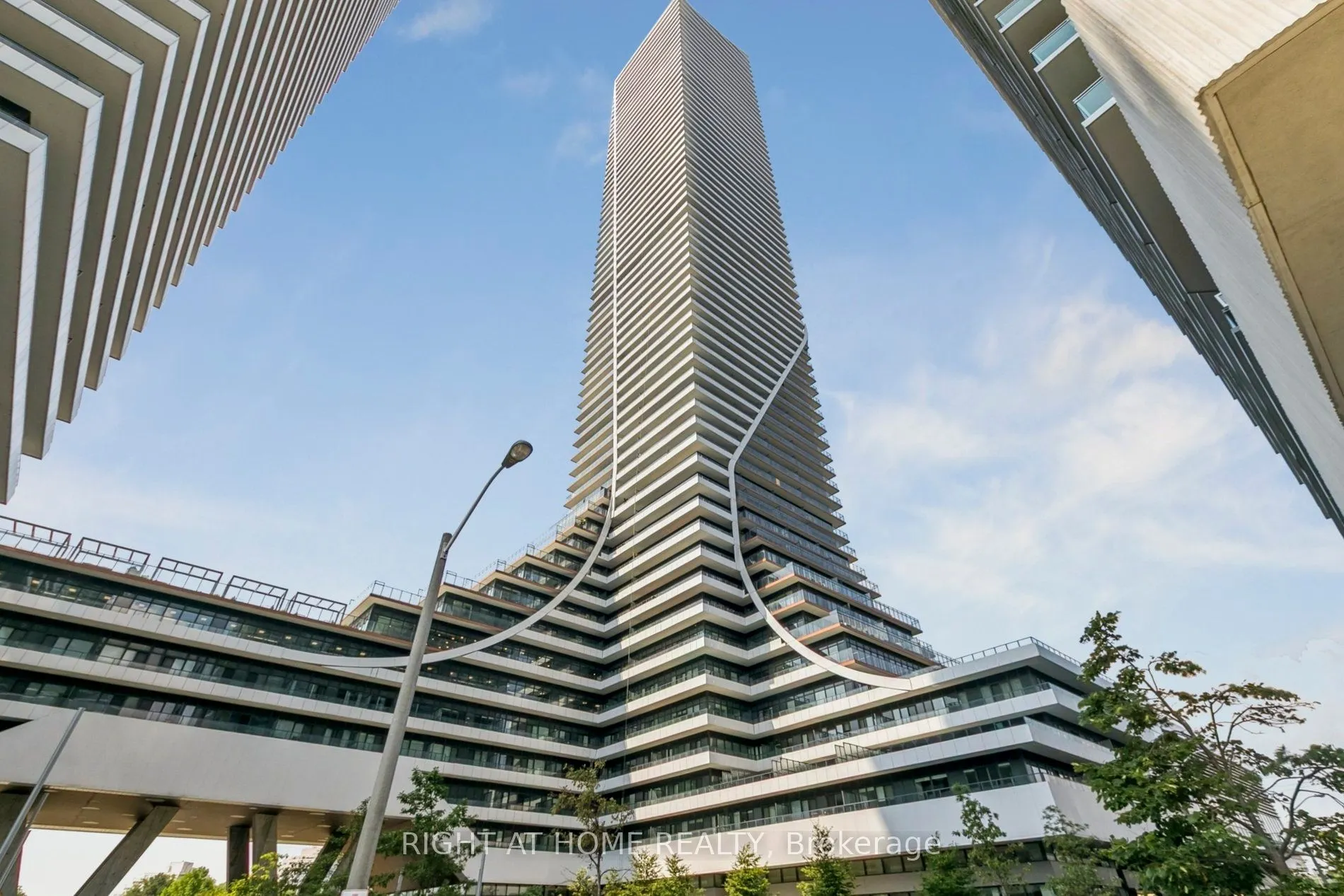 30 Shore Breeze Drive, #2217