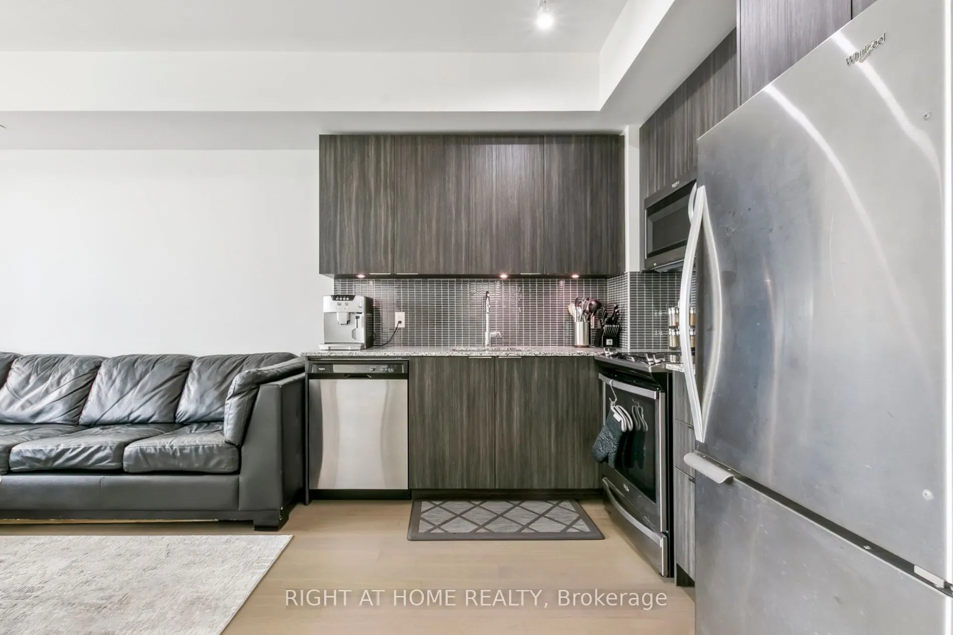 30 Shore Breeze Drive, #2217