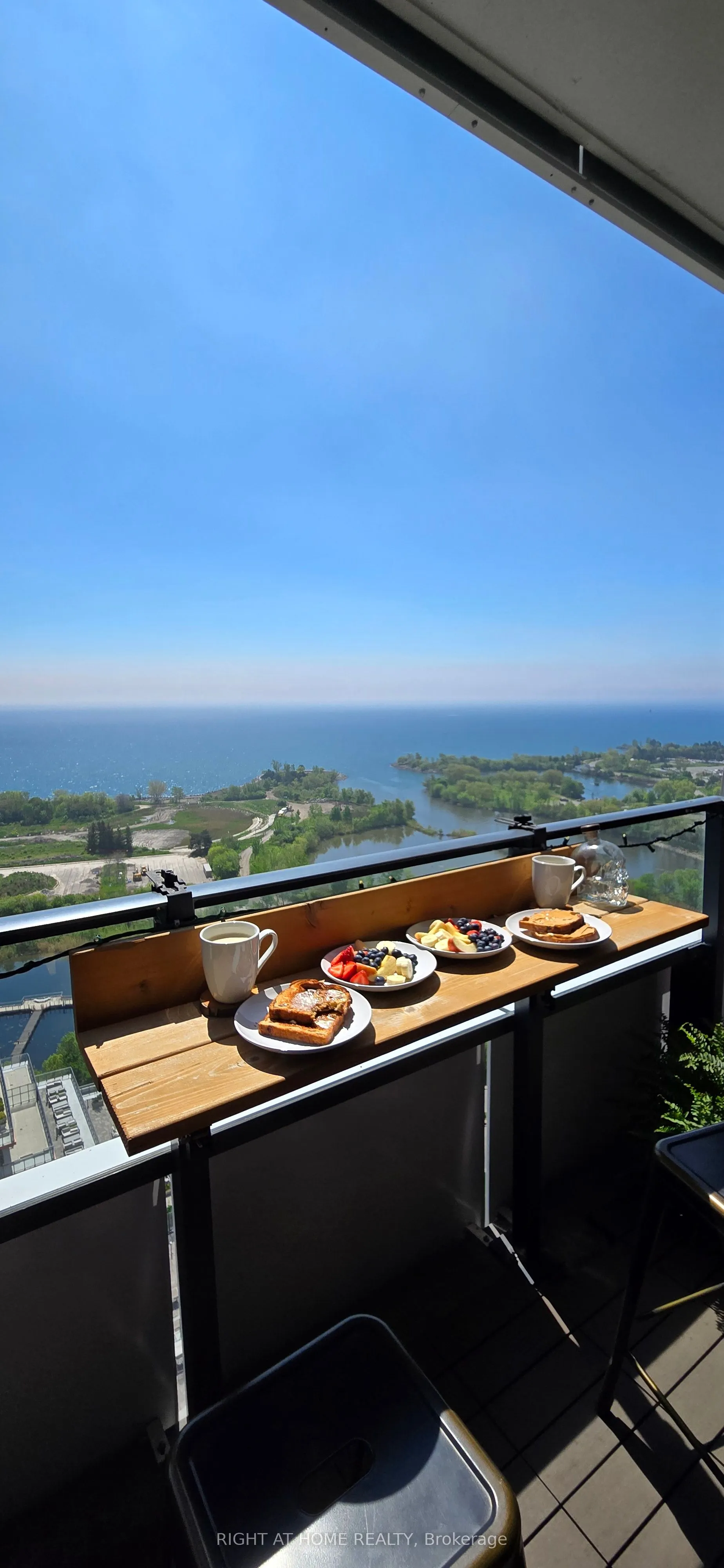 30 Shore Breeze Drive, #2217