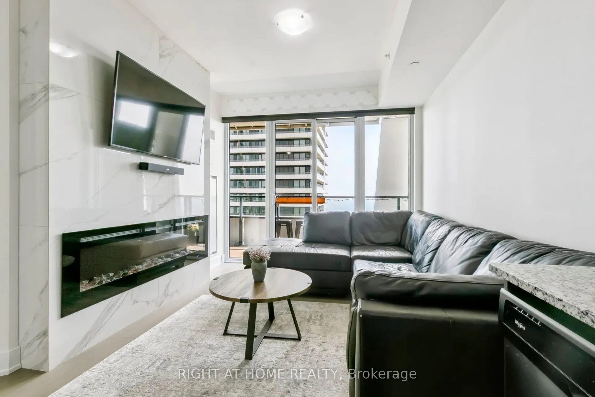30 Shore Breeze Drive, #2217