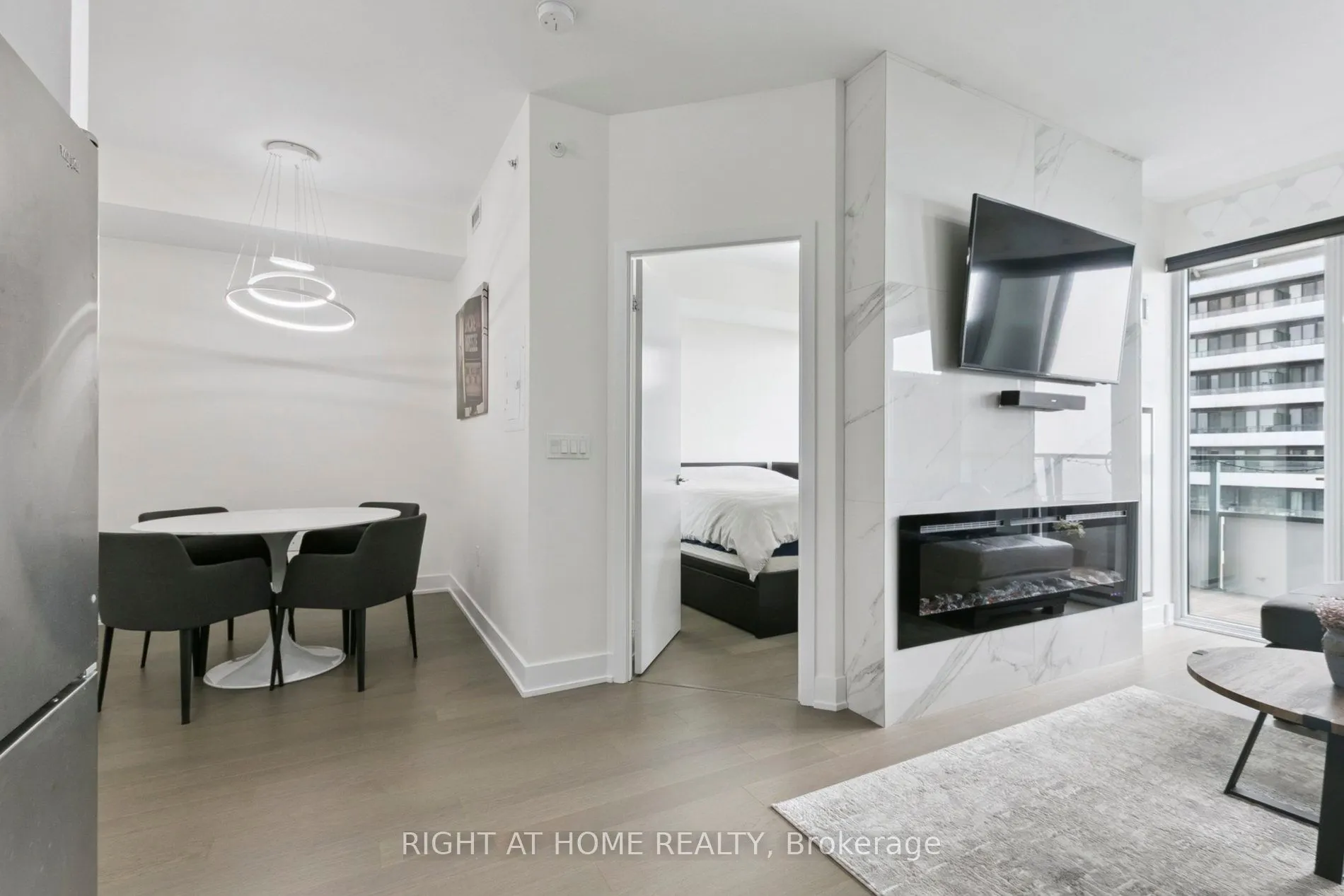 30 Shore Breeze Drive, #2217